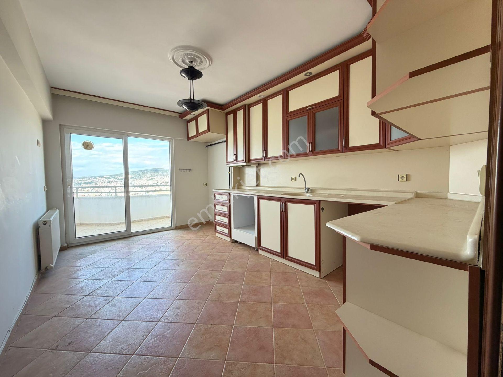 Kuşadası Satılık 3+1 Fırsat Daire - Görsel 19
