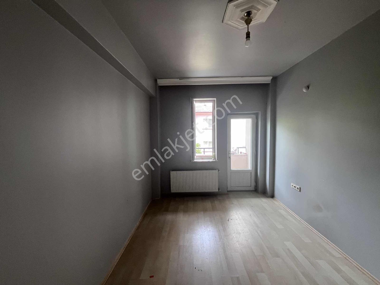 Eker'den Aytaç Cad. 1+1 Kiralık Daire - Görsel 5