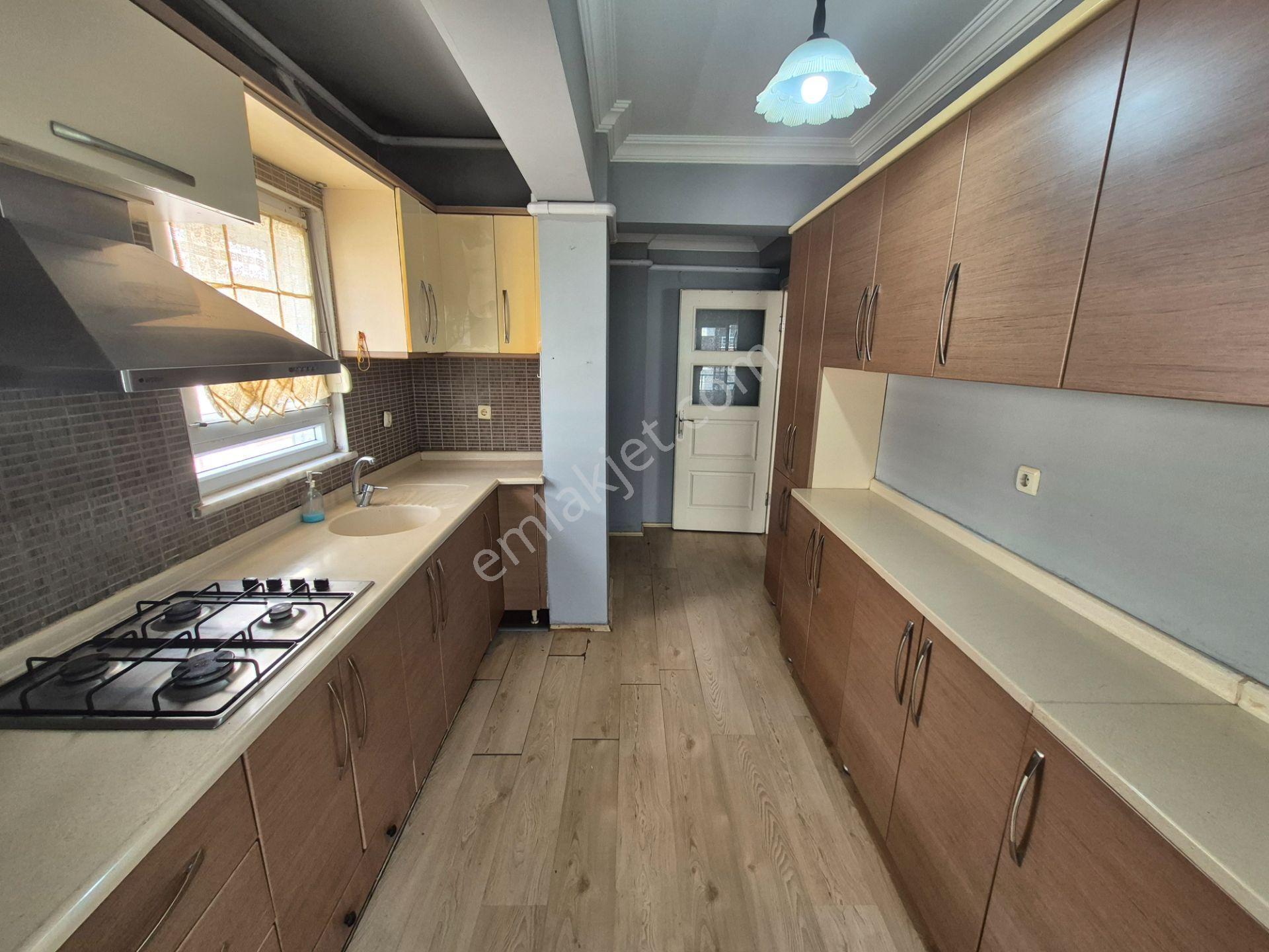 Akçay Mahallesinde Geniş 3+1 Kiralık Daire - Görsel 11