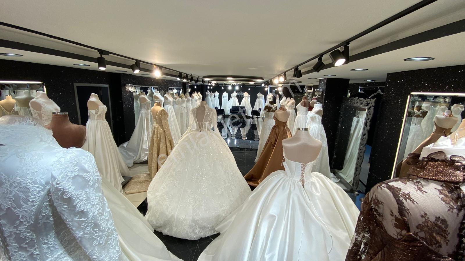 Şehit Fethi Bey Caddesin'de Satılık Gelinlik&abiye Showroomu - Görsel 13