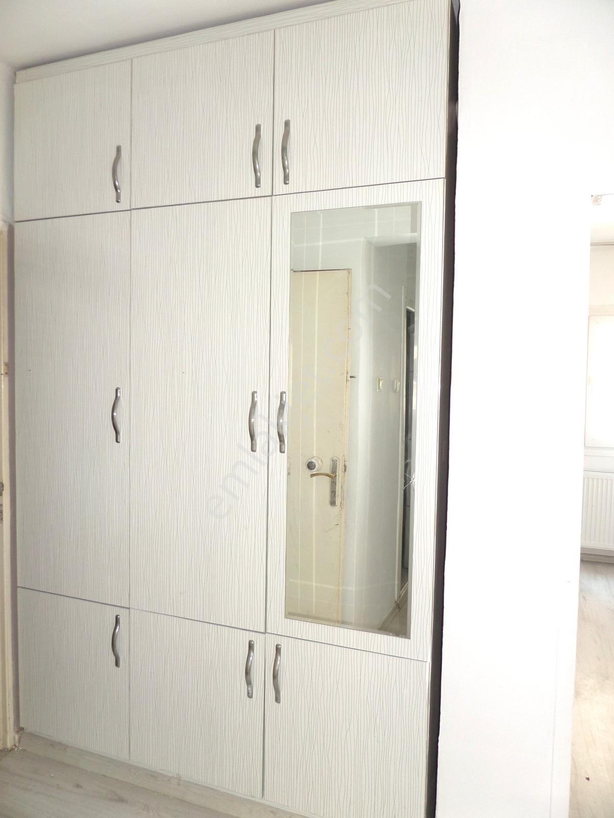 100.yılda,3+1,doğalgazlı,2.kat,merkezi Konum Kiralık Daire - Görsel 3