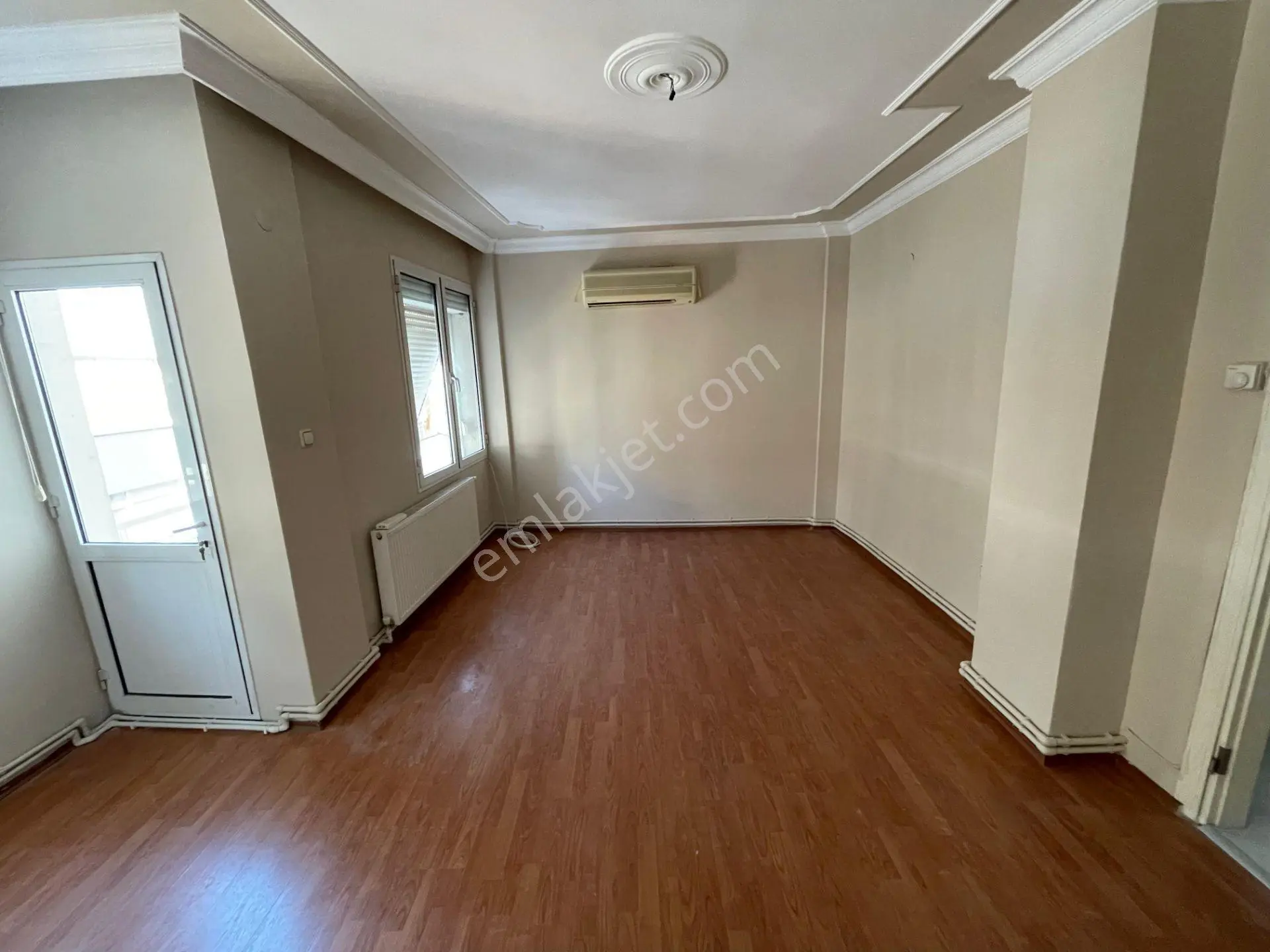 İzmir Güzelyalı 56 Sokakta Çok İyi Lokasyonda Satılık 3+1 Daire! - Görsel 5