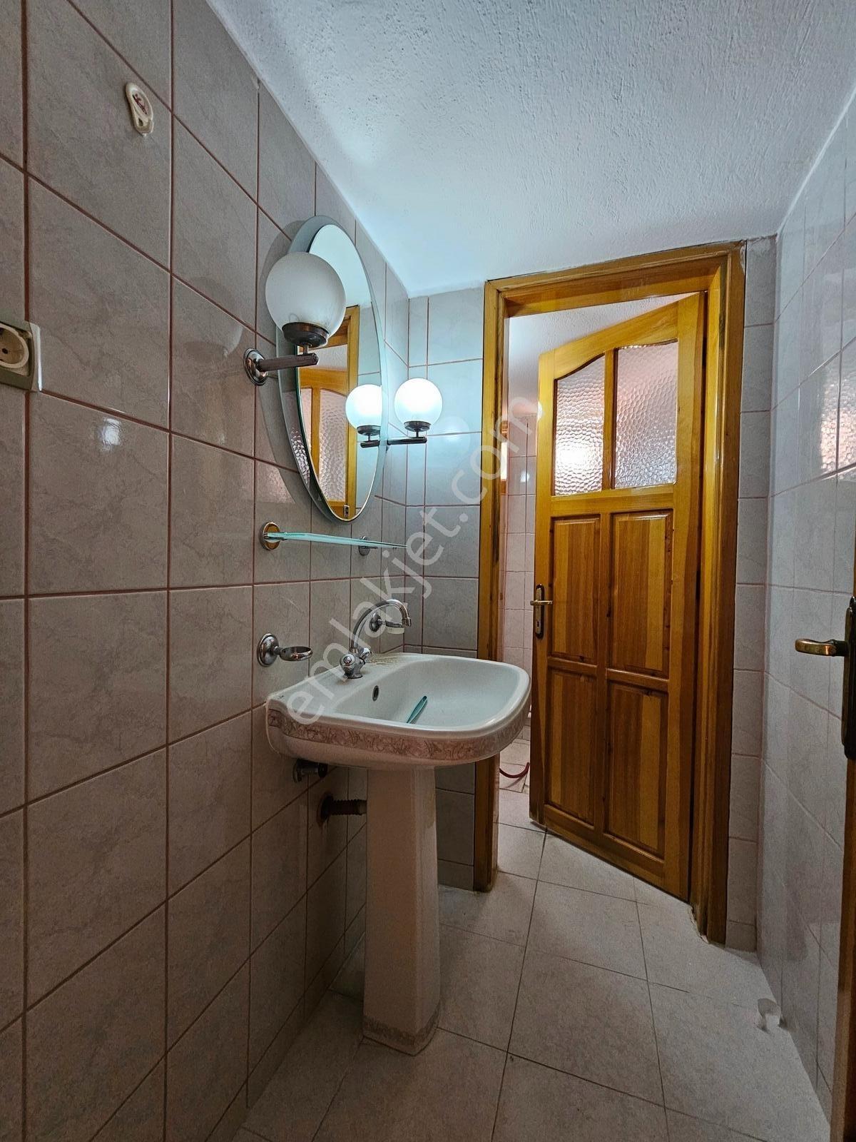 Merkezefendi Kiralık Geniş 2+1 Daire - Görsel 8