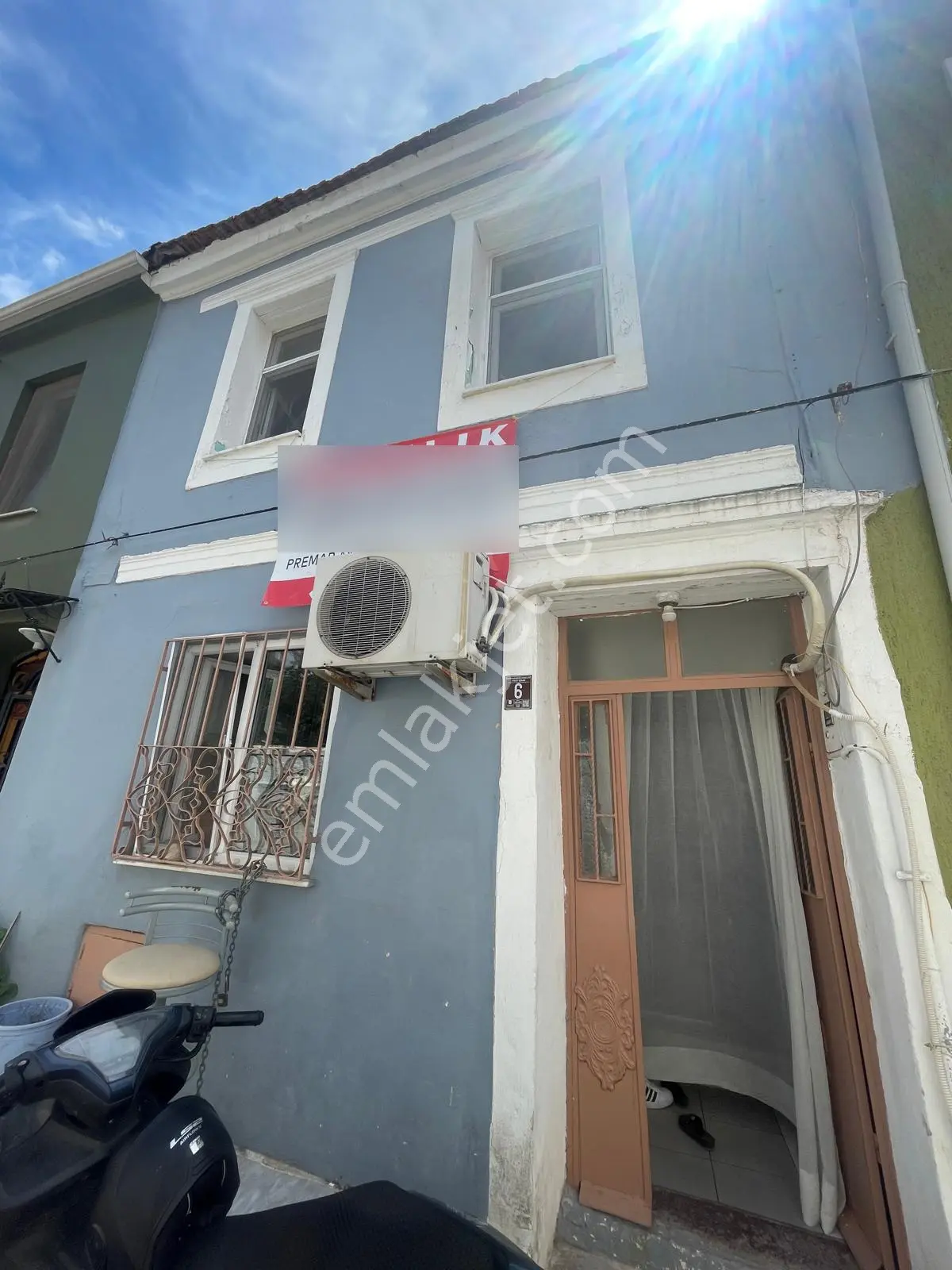Ayvada'dan Ayvalık Merkez'de Avlulu Ve Teraslı 2 Katlı 2+1 Taş Run Evi