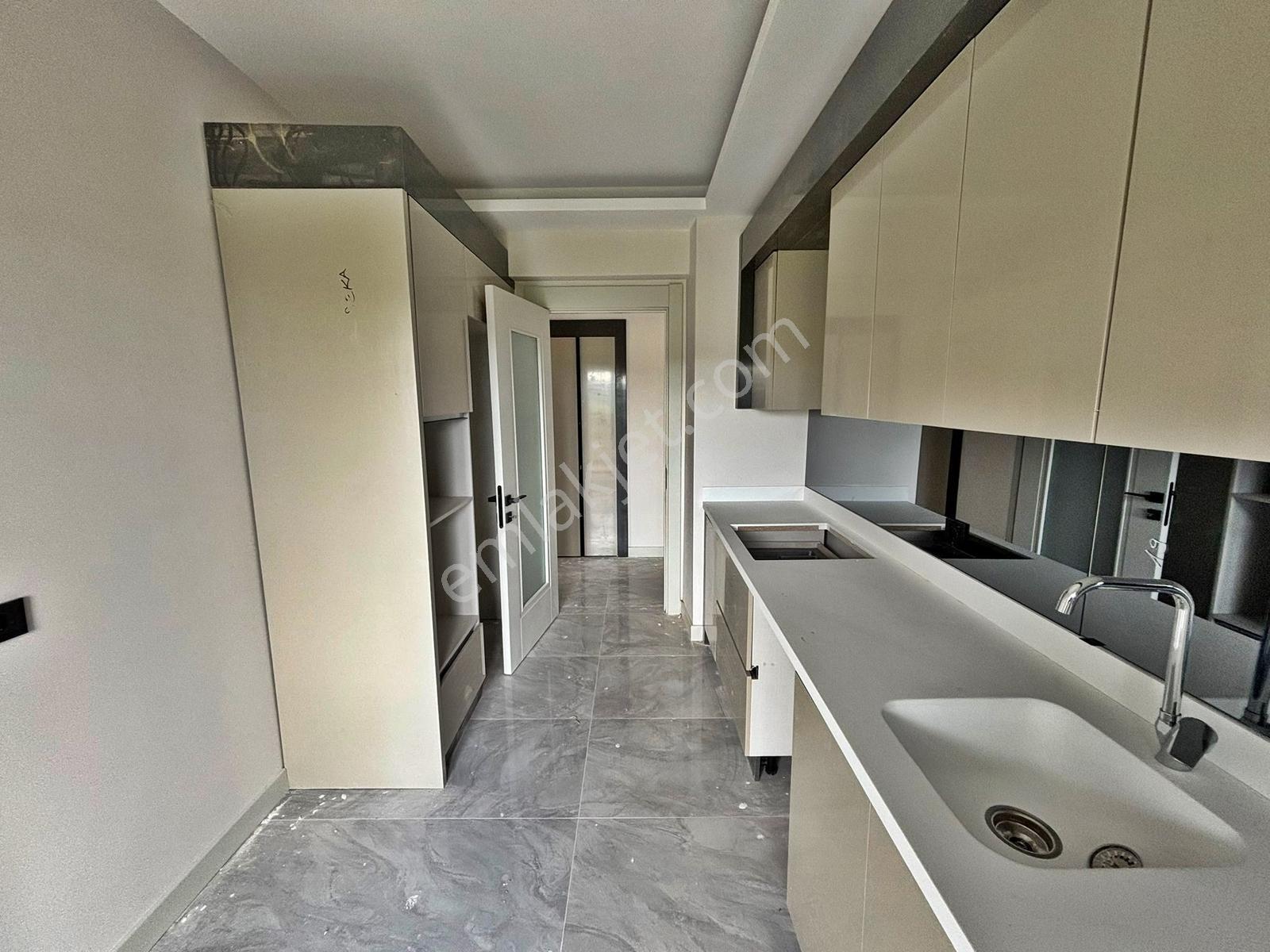 Irmak Emlak-atayurt Mahallesi 2 Bloklu Sitede Satılık 2+1 Daire - Görsel 2