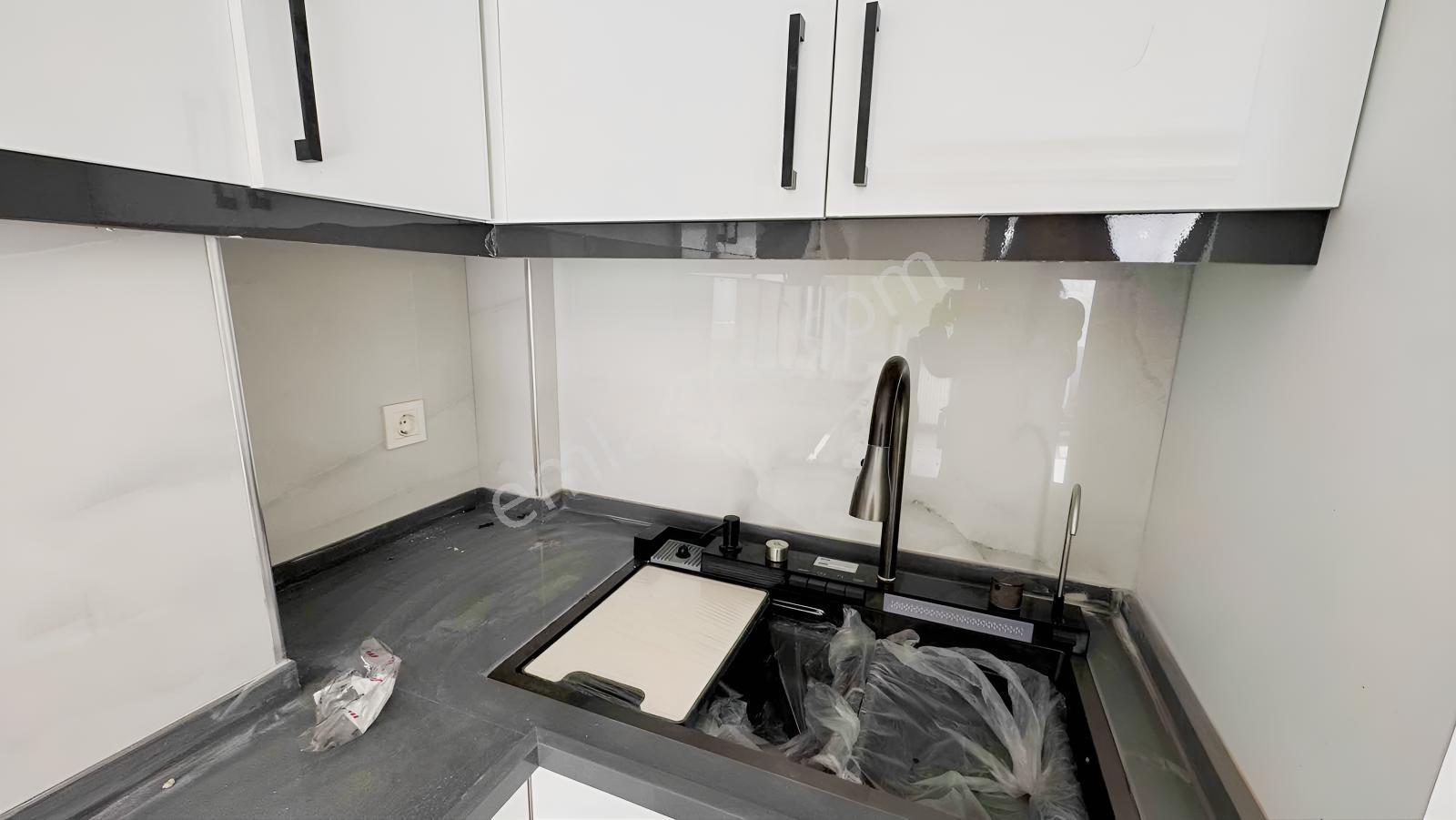 Buca Hürriyet Mh 1+1 Kiralık Daire Eşyalı Opsyon - Görsel 17