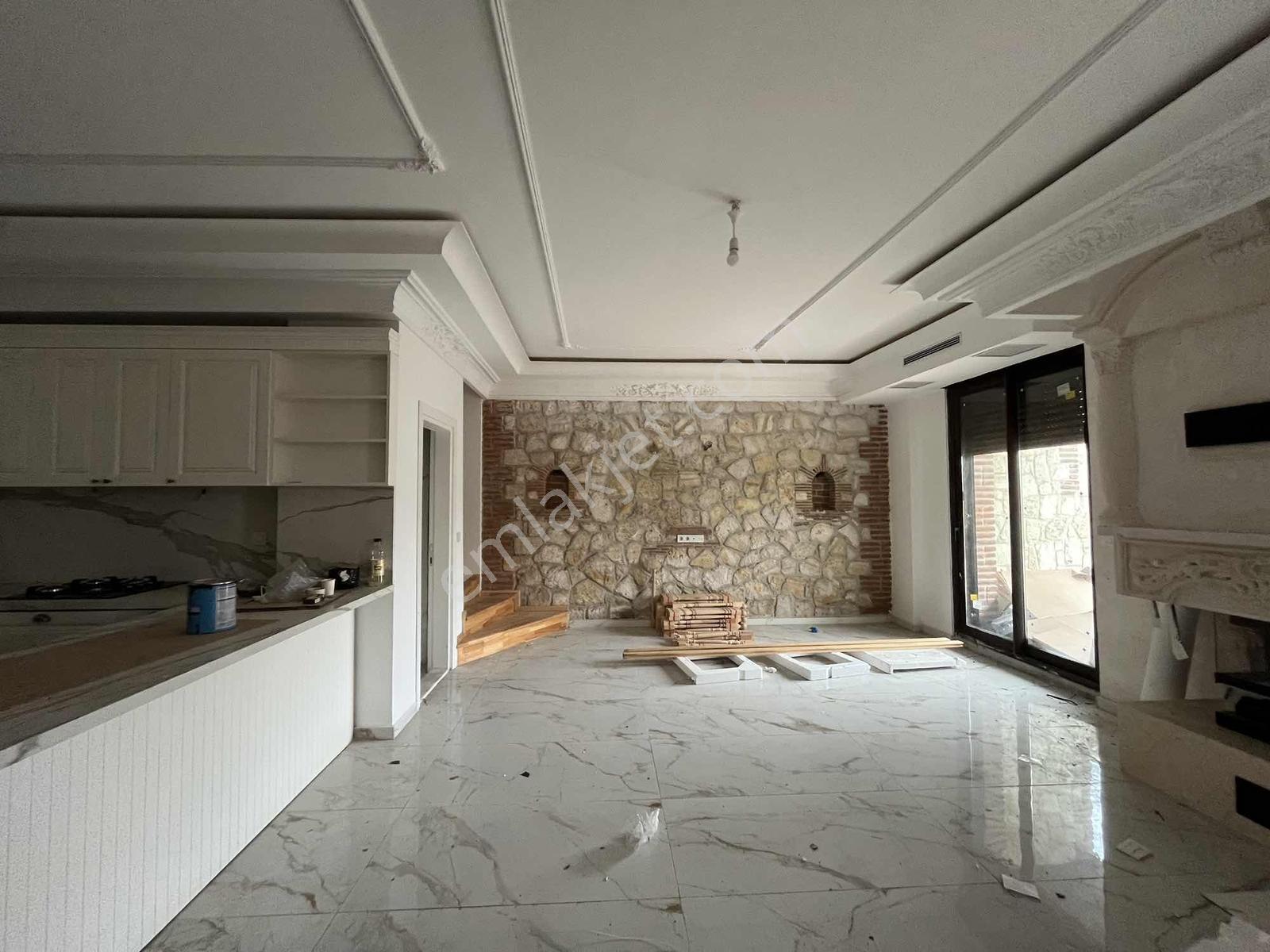 Kozbeyli Merkezde Kiralık Müstakil Havuzlu Lüks Villa - Görsel 4