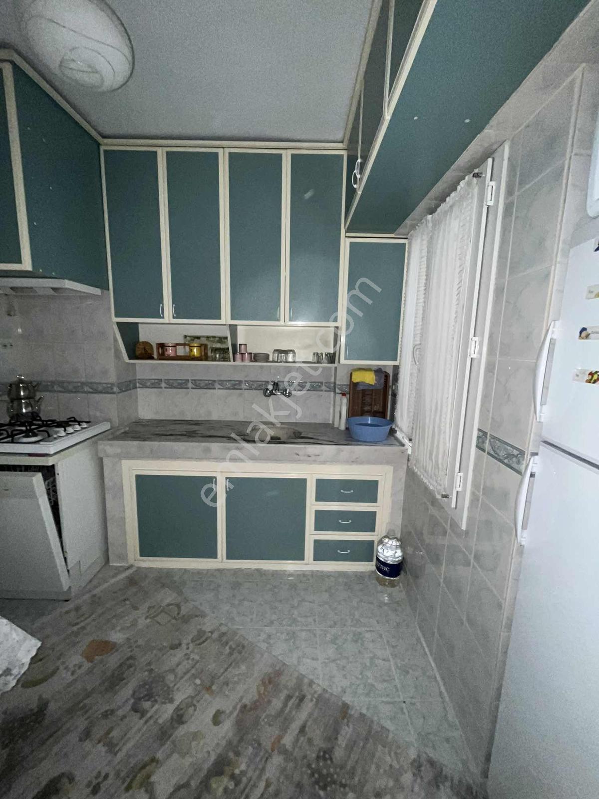 Menemen Merkezde Eşyalı Kiralık 3+1 - Görsel 6