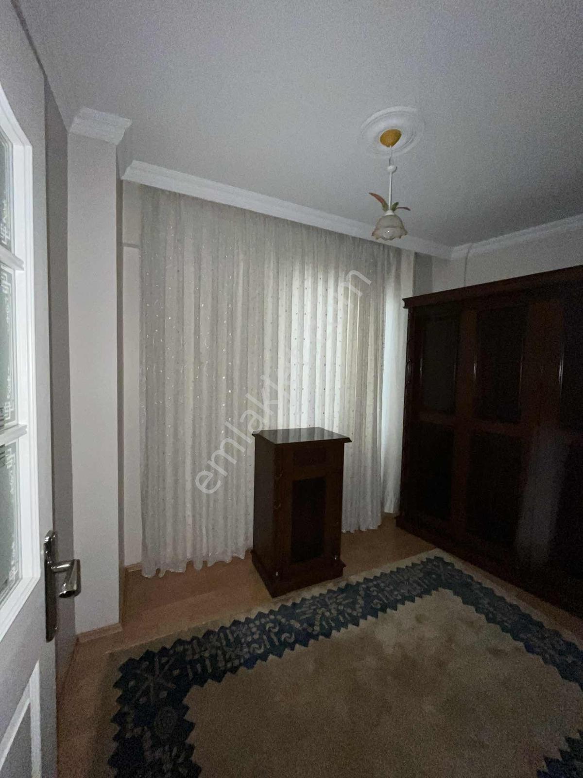 Menemen Merkezde Eşyalı Kiralık 3+1 - Görsel 23
