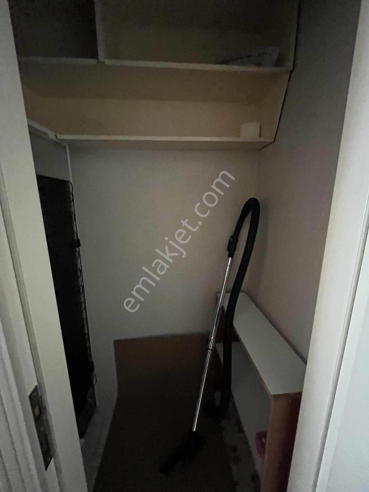 Menemen Merkezde Eşyalı Kiralık 3+1 - Görsel 15