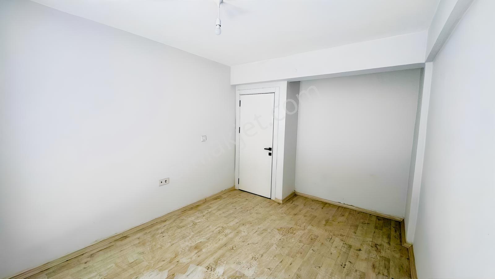 Menemen Ulukent 9 Eylül De 1+1 Kiralık Balkonlu Daire - Görsel 17