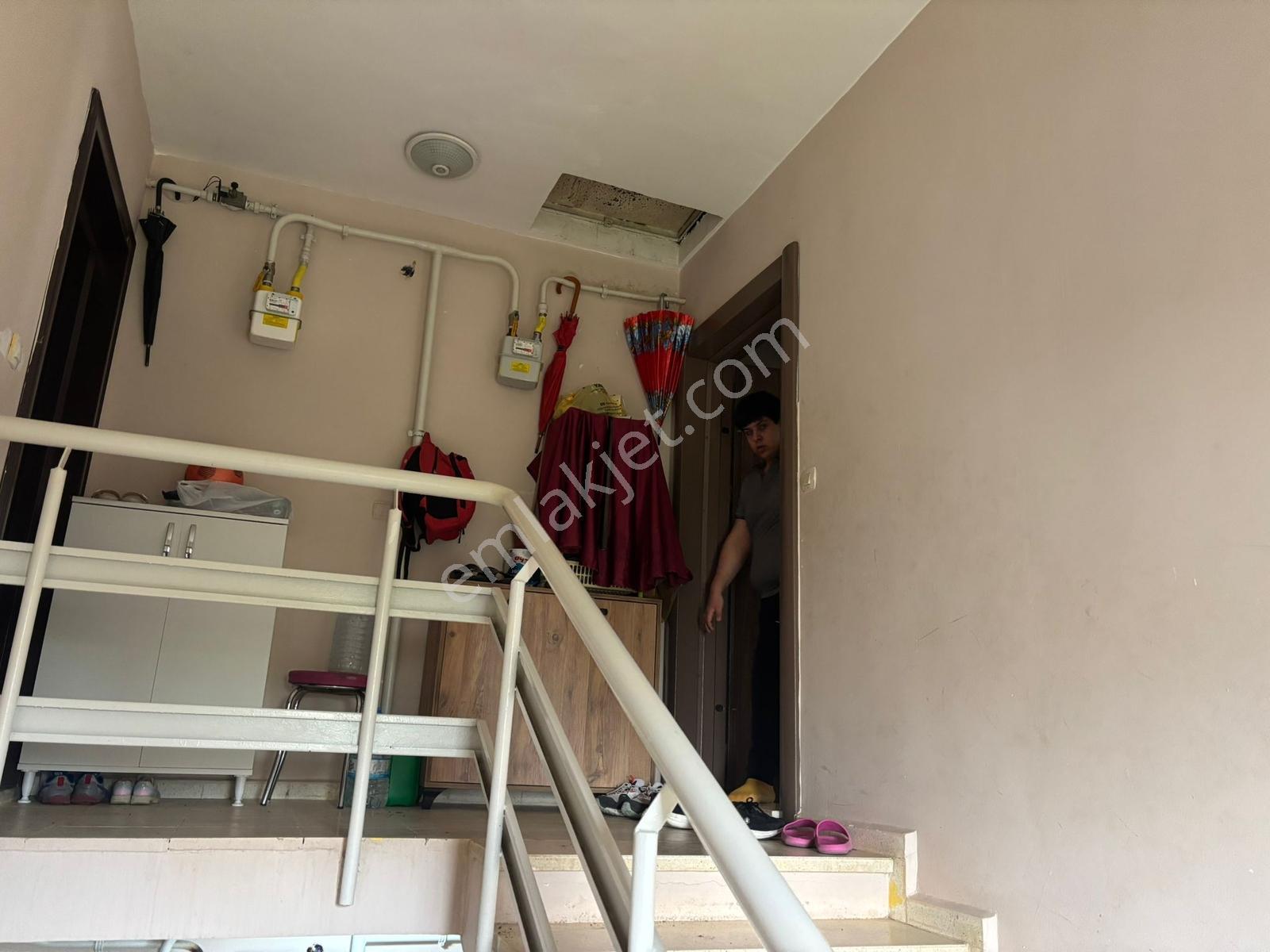 Gölcük Güzel Konumda 2+1 Kiralık Daire - Görsel 24