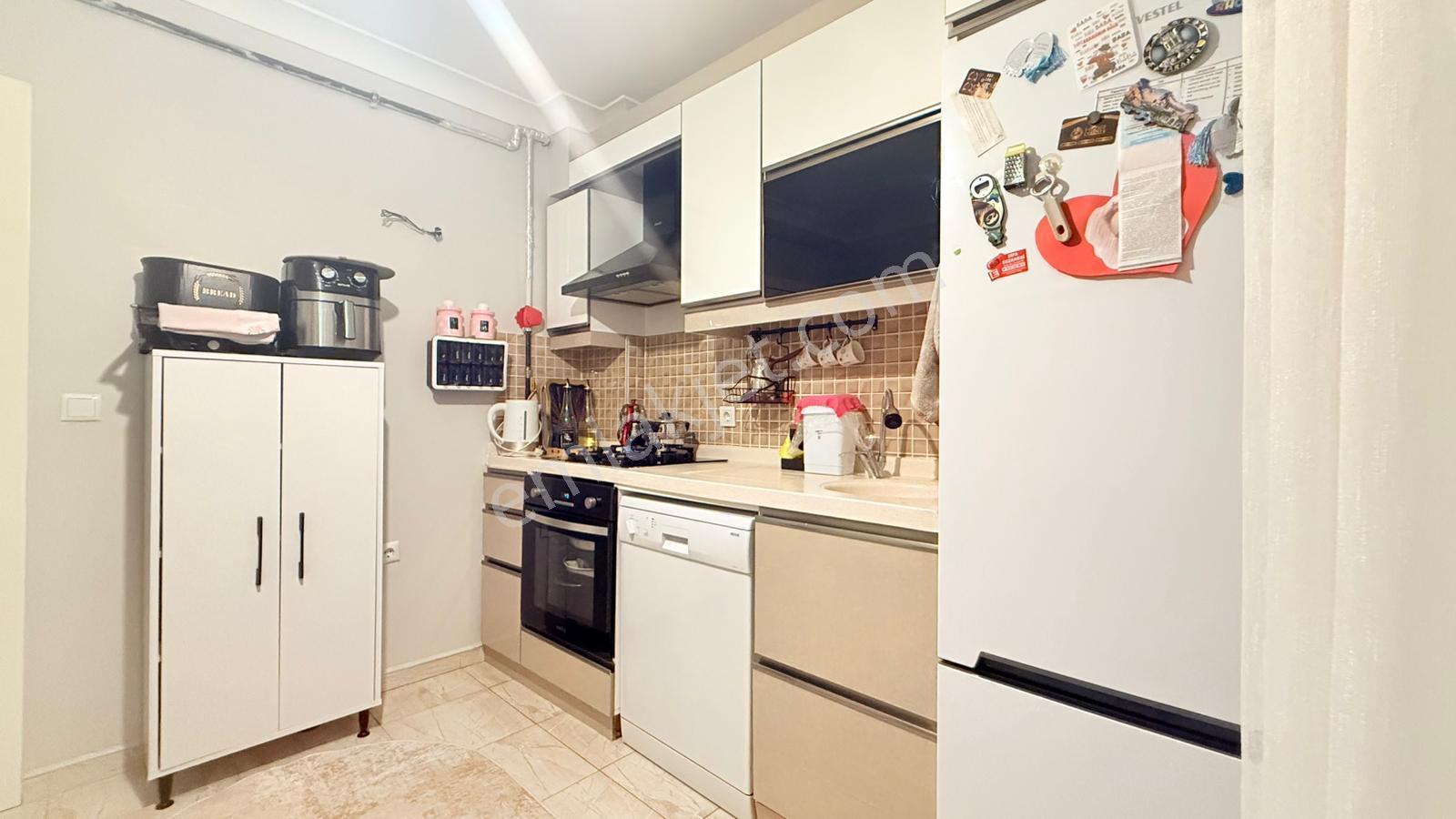 Site İçerisinde! Full Yapılı | Ara Katta | Kilerli 3+1 Daire - Görsel 23