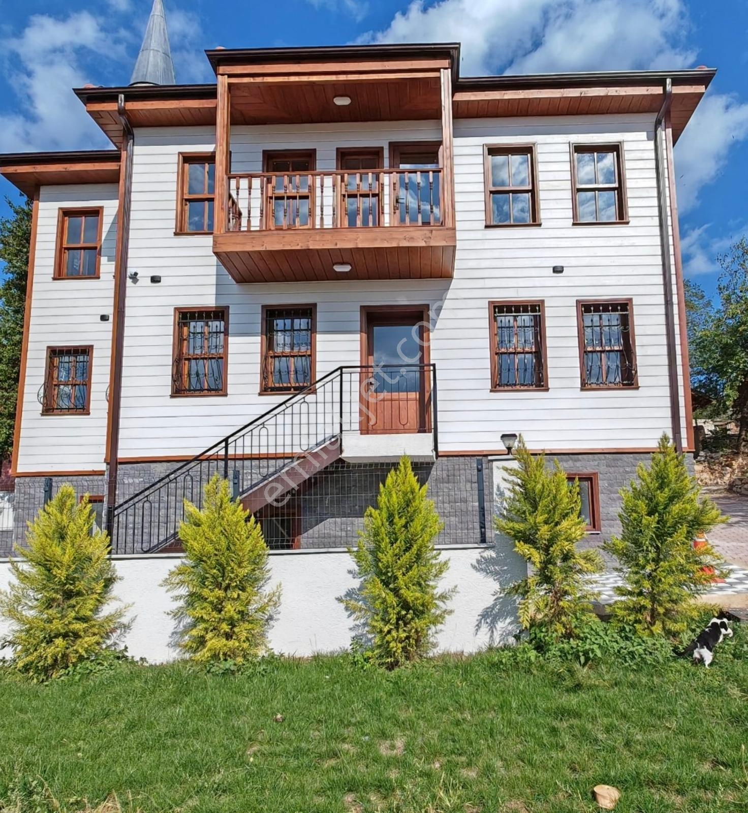 Şile Balibey'de Satılık Tarihi Beyaz Köşk - Görsel 29