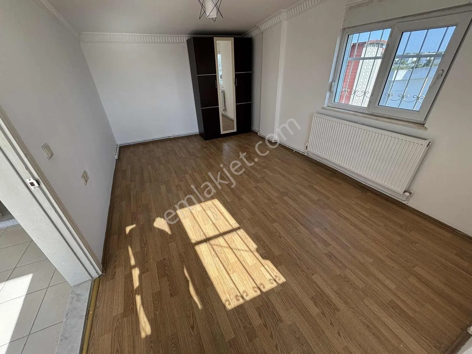Kadriye De Acil Satılık 3+1 Tribleks Bahçeli Villa - Görsel 33