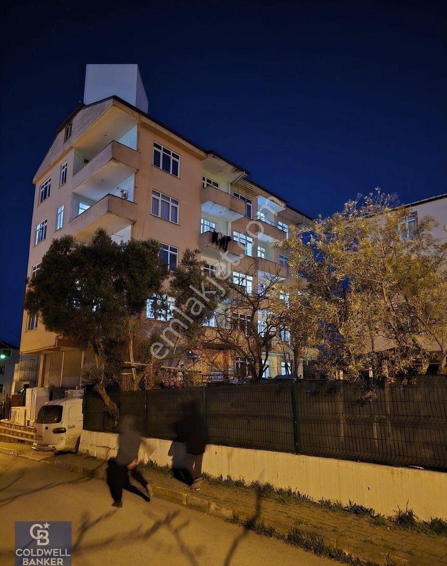Gölcük Piyalepaşa Deniz Manzaralı Ferah Kiralık Daire..