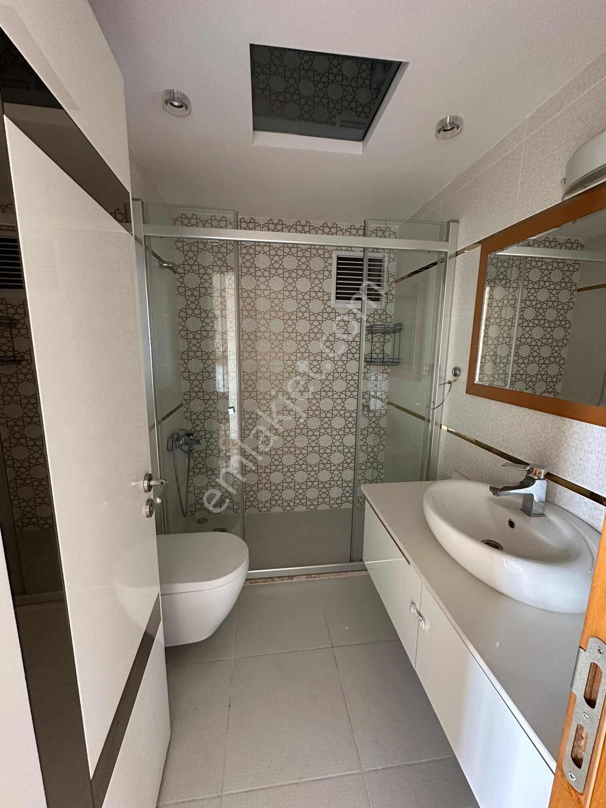 Gürselpaşada Ömer Bayram Yapımı Havuzlu Lüx Site 4+1 Satılık D - Görsel 10