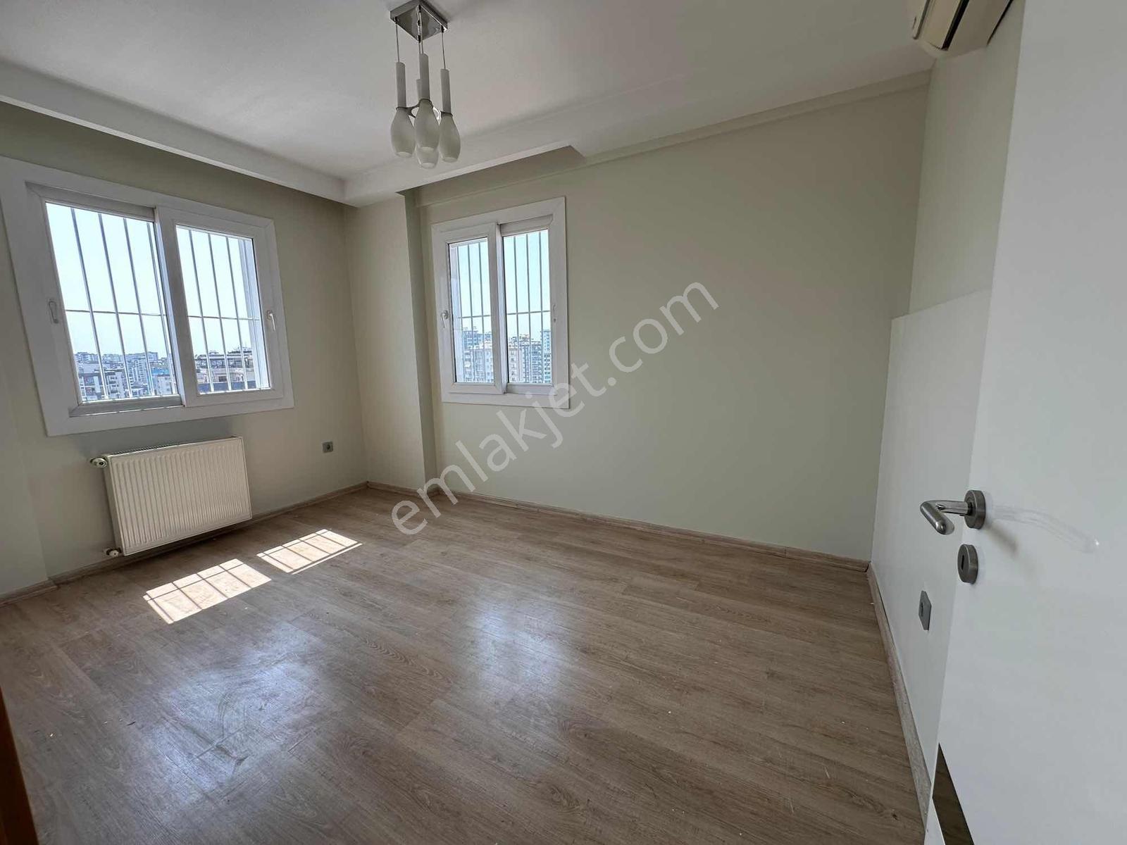 Gürselpaşada Ömer Bayram Yapımı Havuzlu Lüx Site 4+1 Satılık D - Görsel 11