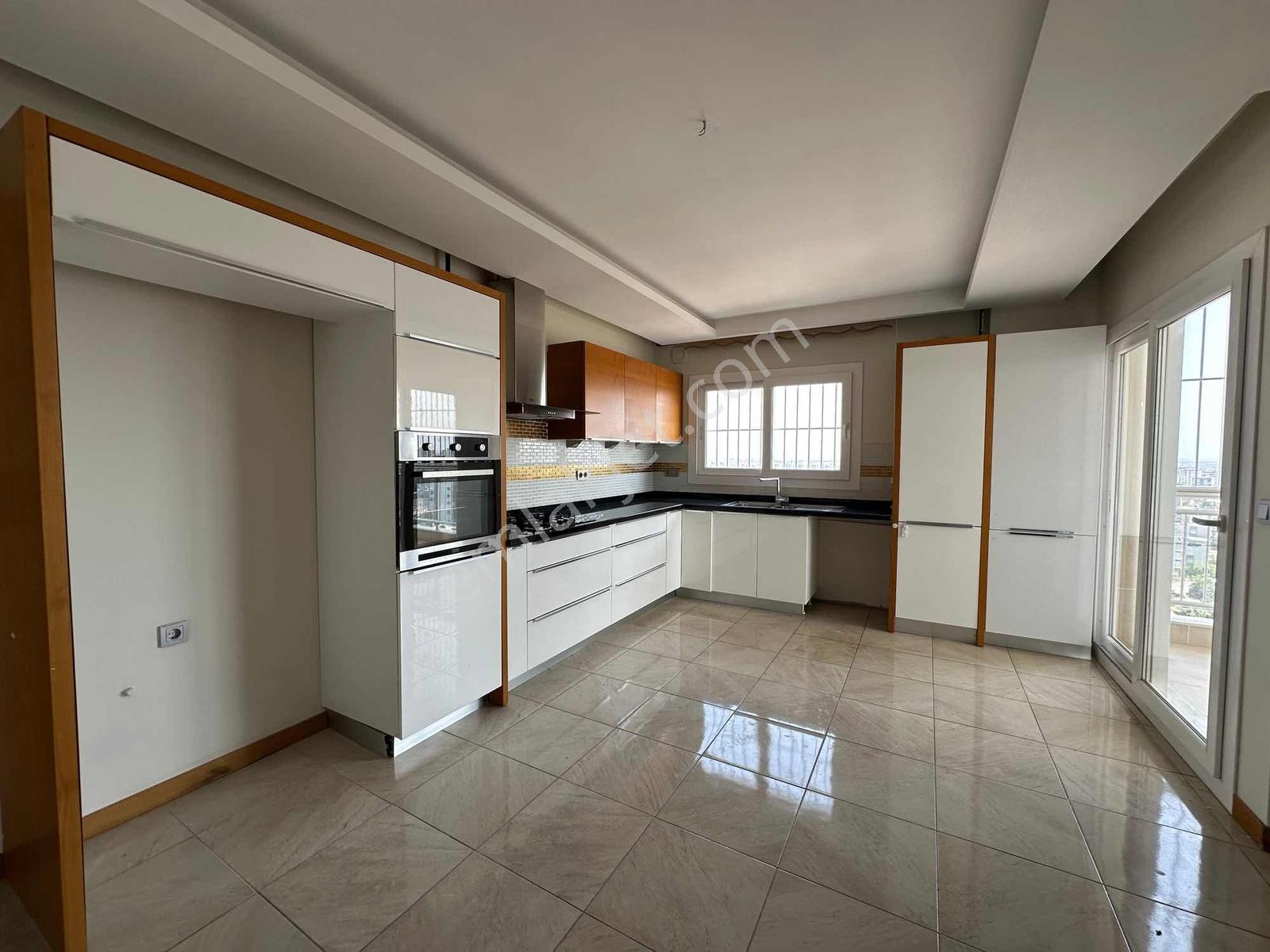 Gürselpaşada Ömer Bayram Yapımı Havuzlu Lüx Site 4+1 Satılık D - Görsel 23