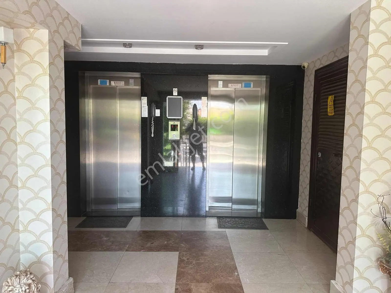 Gürselpaşada Ömer Bayram Yapımı Havuzlu Lüx Site 4+1 Satılık D - Görsel 28