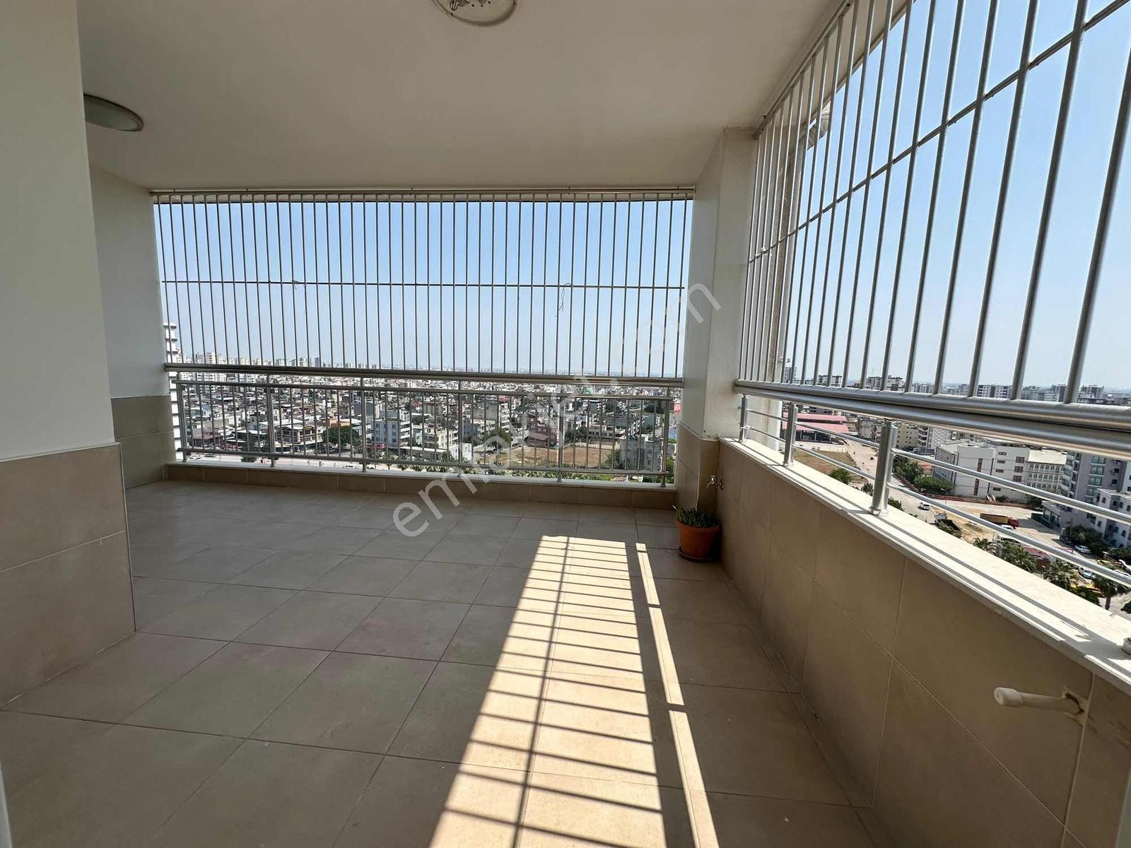 Gürselpaşada Ömer Bayram Yapımı Havuzlu Lüx Site 4+1 Satılık D - Görsel 19