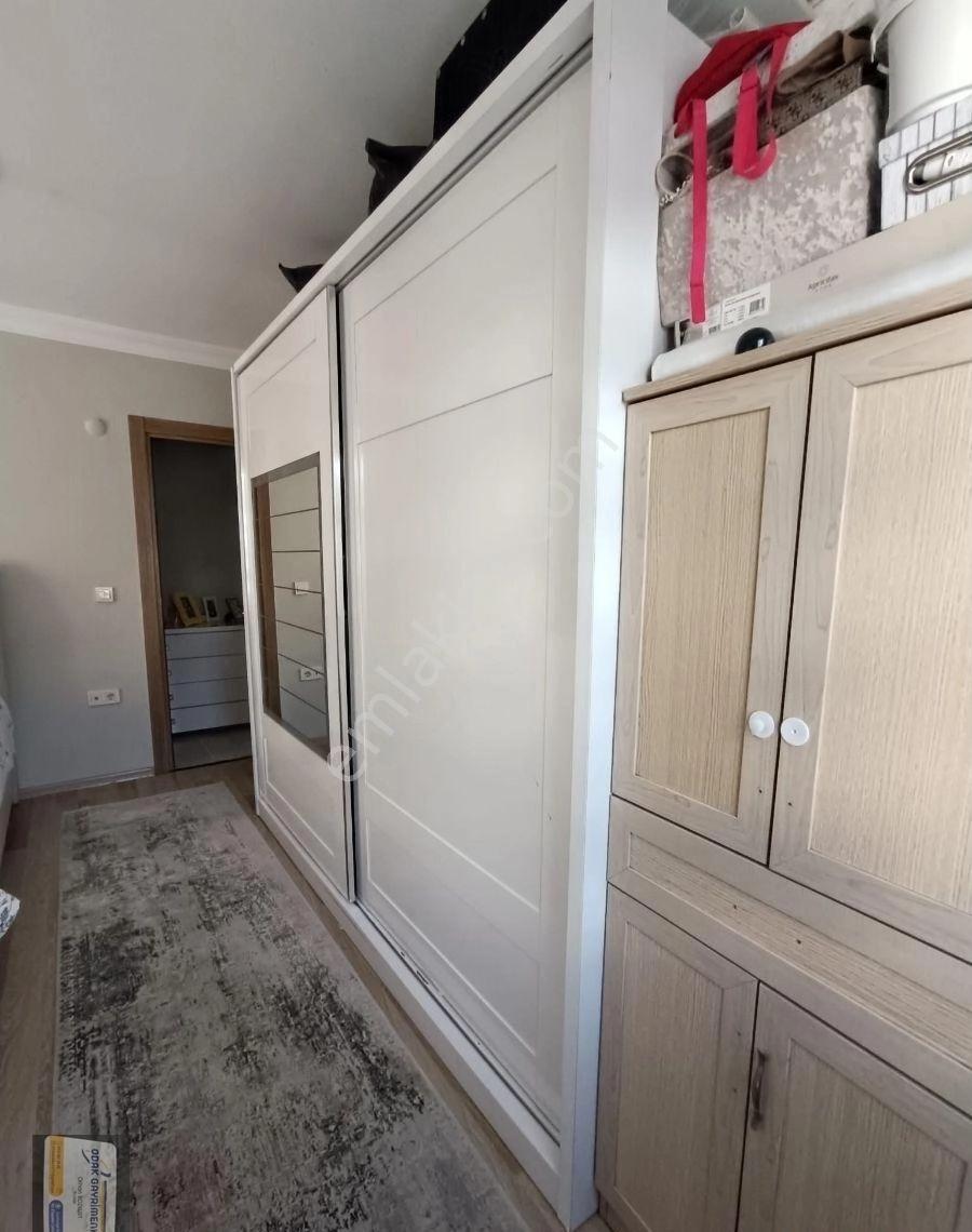 Çekmeköy Taşdelen Cumhuriyet Mahallesinde Satılık 2+1 Daire