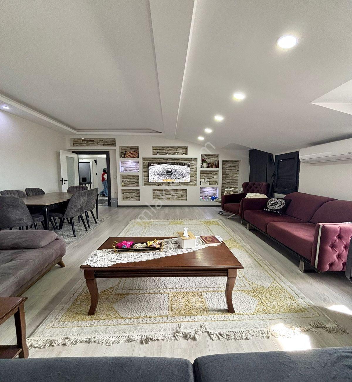 Müslüm Emlaktan Merkezde 5+2 300 M2 Deniz Manzaralı Lüks Dublex - Görsel 17