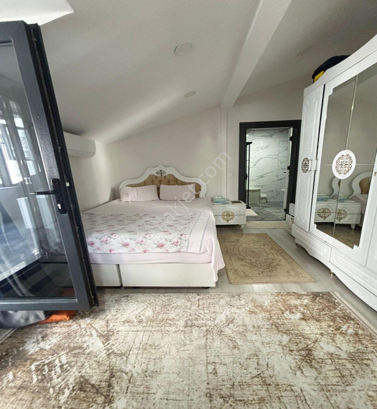 Müslüm Emlaktan Merkezde 5+2 300 M2 Deniz Manzaralı Lüks Dublex - Görsel 24