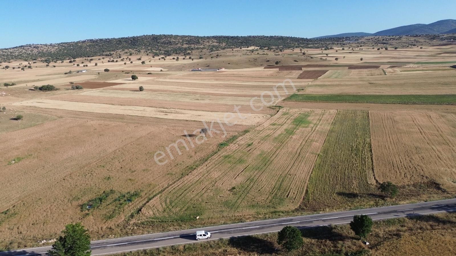 Akören-alibeyhüyüğü Yoluna Cephe 8.133 M² Müstakil Fırsat Tarla - Görsel 3