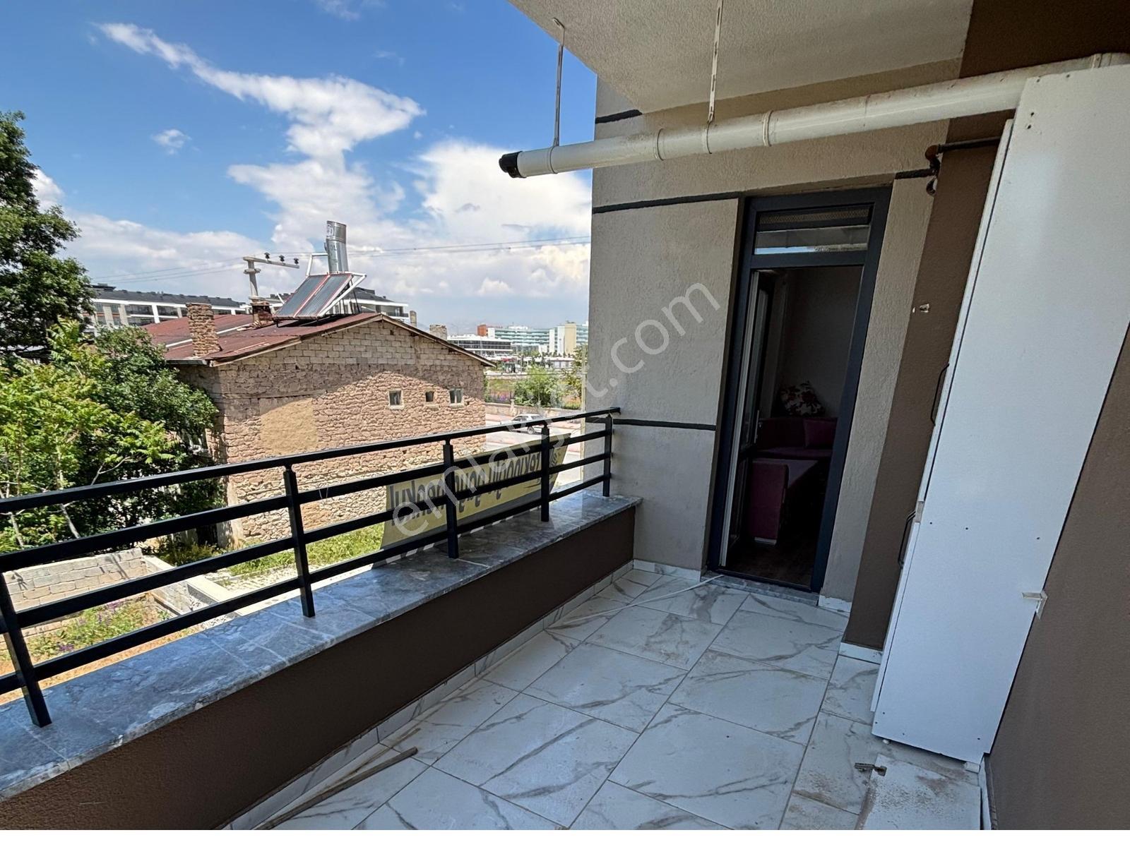 Tekin Oğlun'dan Şehir Hastane Karşısı 2+1 70 M² Kiralık Daire - Görsel 7