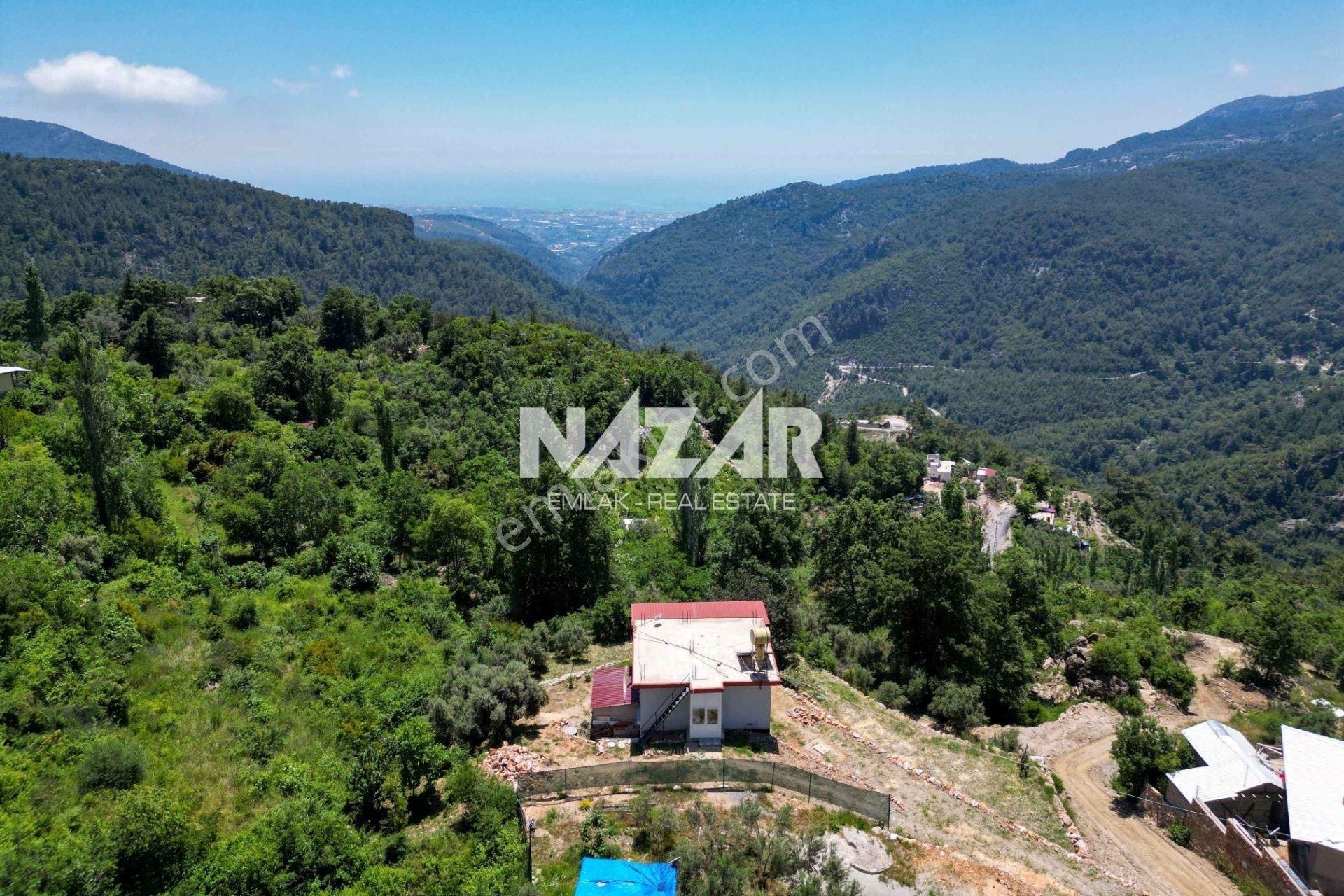 Alanya Bademağacı’nda 1.163 M² Satılık Tarla Ve 2 Katlı Ev