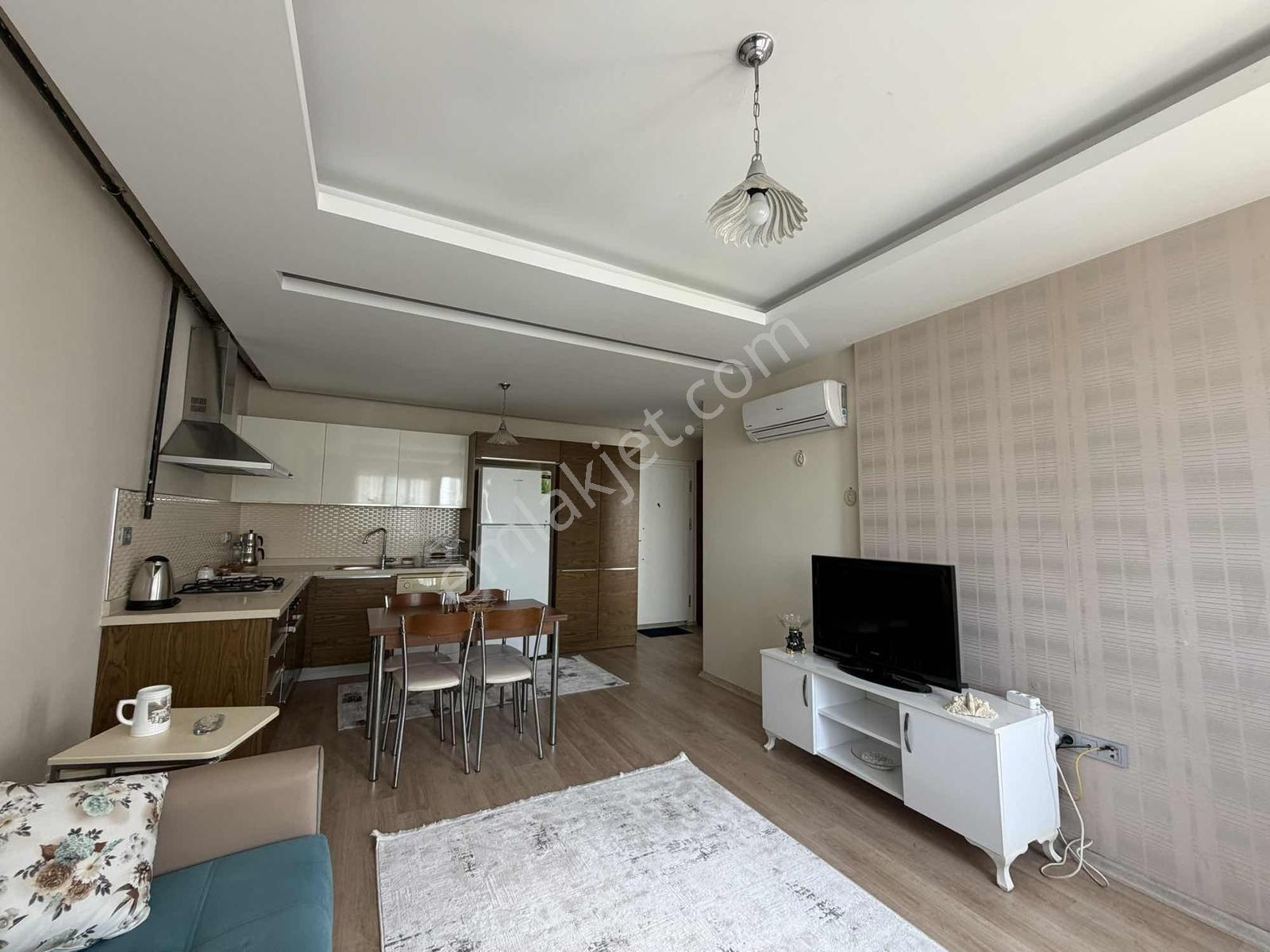 Gürselpaşada Havuzlu Güvenlikli Sitede Ful Eşyalı 1+1 Daire - Görsel 21