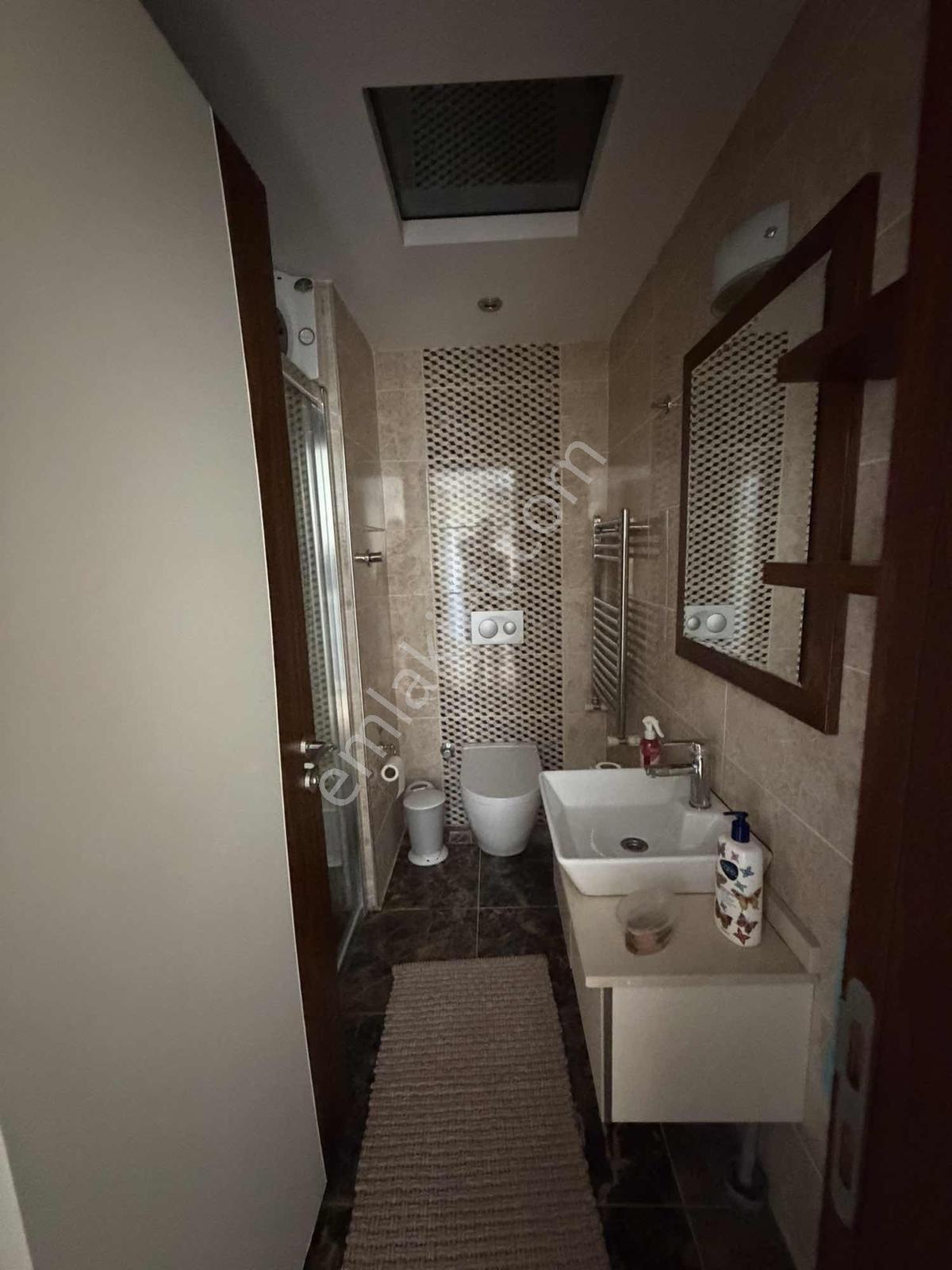 Gürselpaşada Havuzlu Güvenlikli Sitede Ful Eşyalı 1+1 Daire - Görsel 9