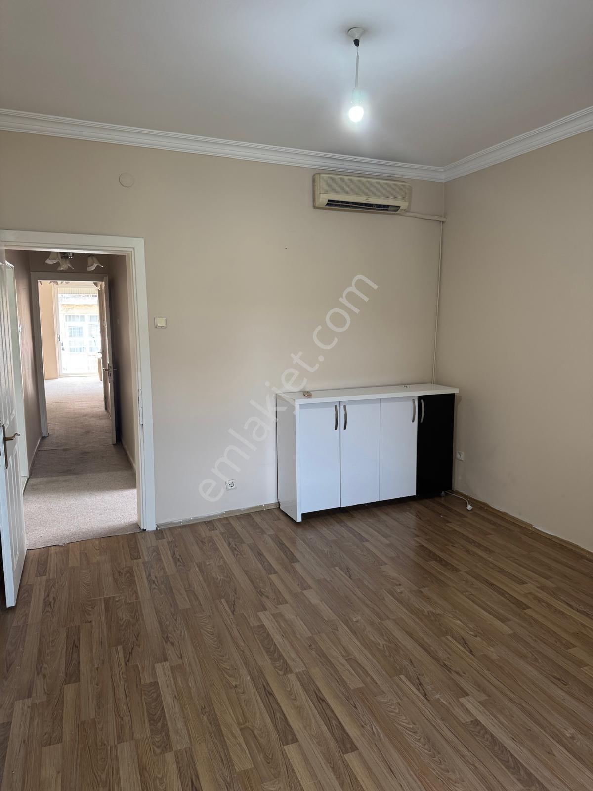 2.kordan'da Esyalı Kiralık 3+1 Daire - Görsel 15