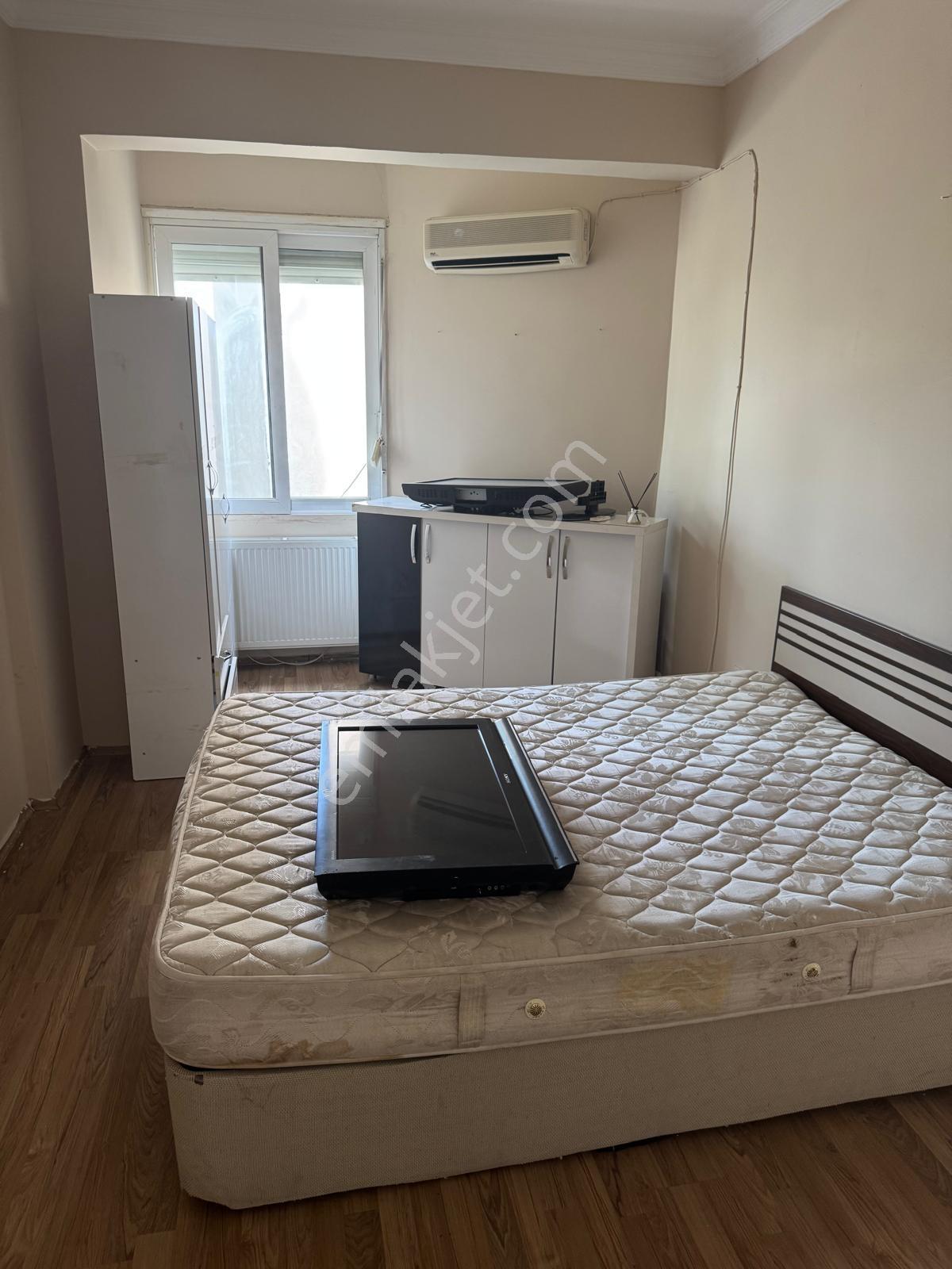 2.kordan'da Esyalı Kiralık 3+1 Daire - Görsel 3