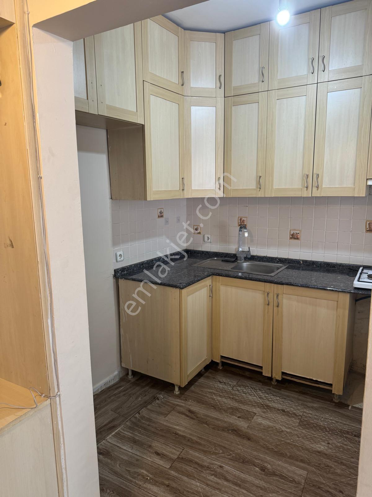 2.kordan'da Esyalı Kiralık 3+1 Daire - Görsel 14