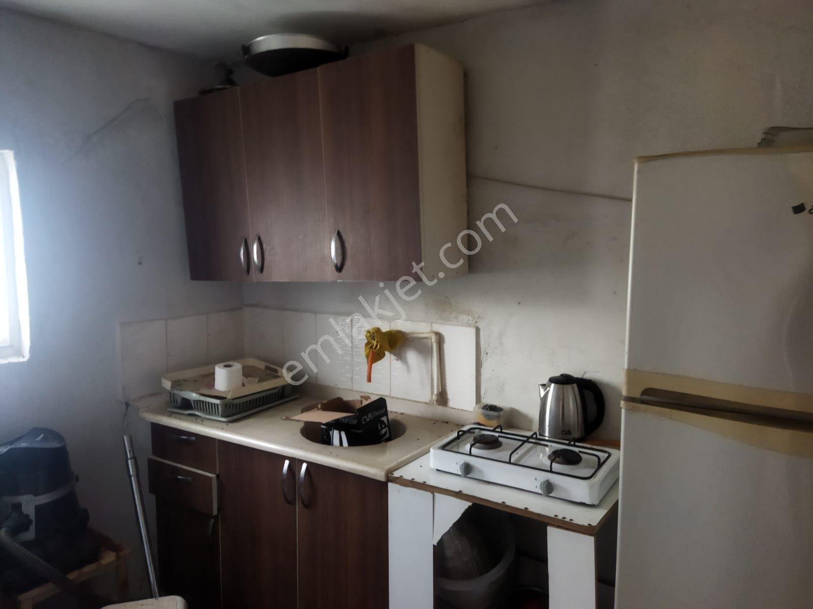 Kaynarca,%40 İmarlı ,600 M2 Çiftlik 2 Katlı Ev - Görsel 9