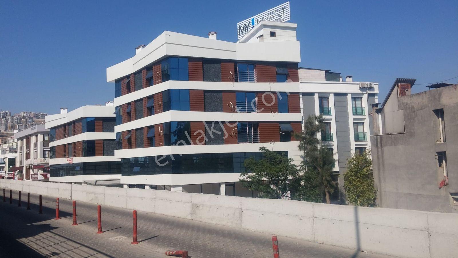 Çığlı Eğt. Arş. Hastanesı Karşısında Kıralık 1+1 Daıre - Görsel 21