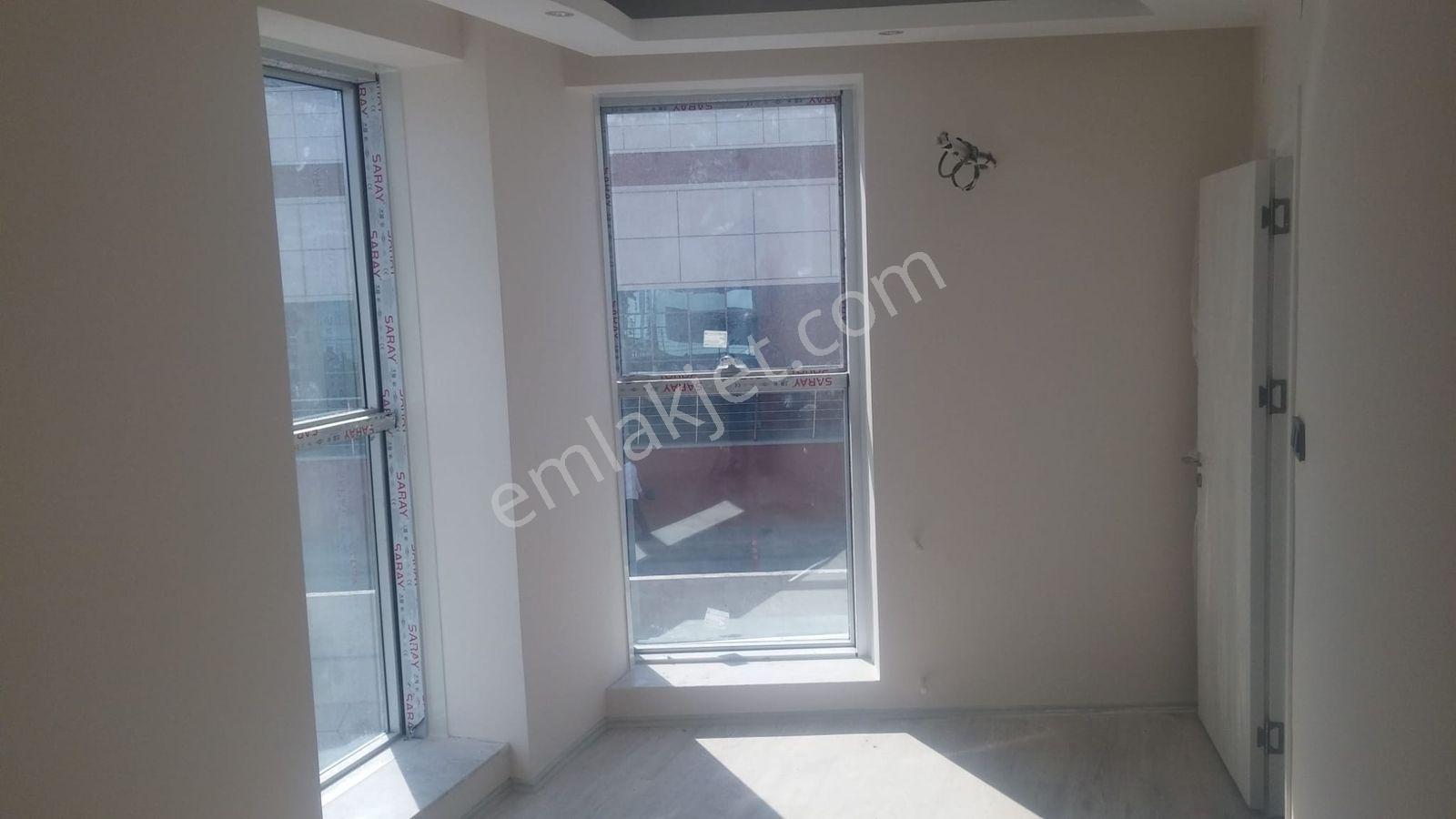 Çığlı Eğt. Arş. Hastanesı Karşısında Kıralık 1+1 Daıre - Görsel 16