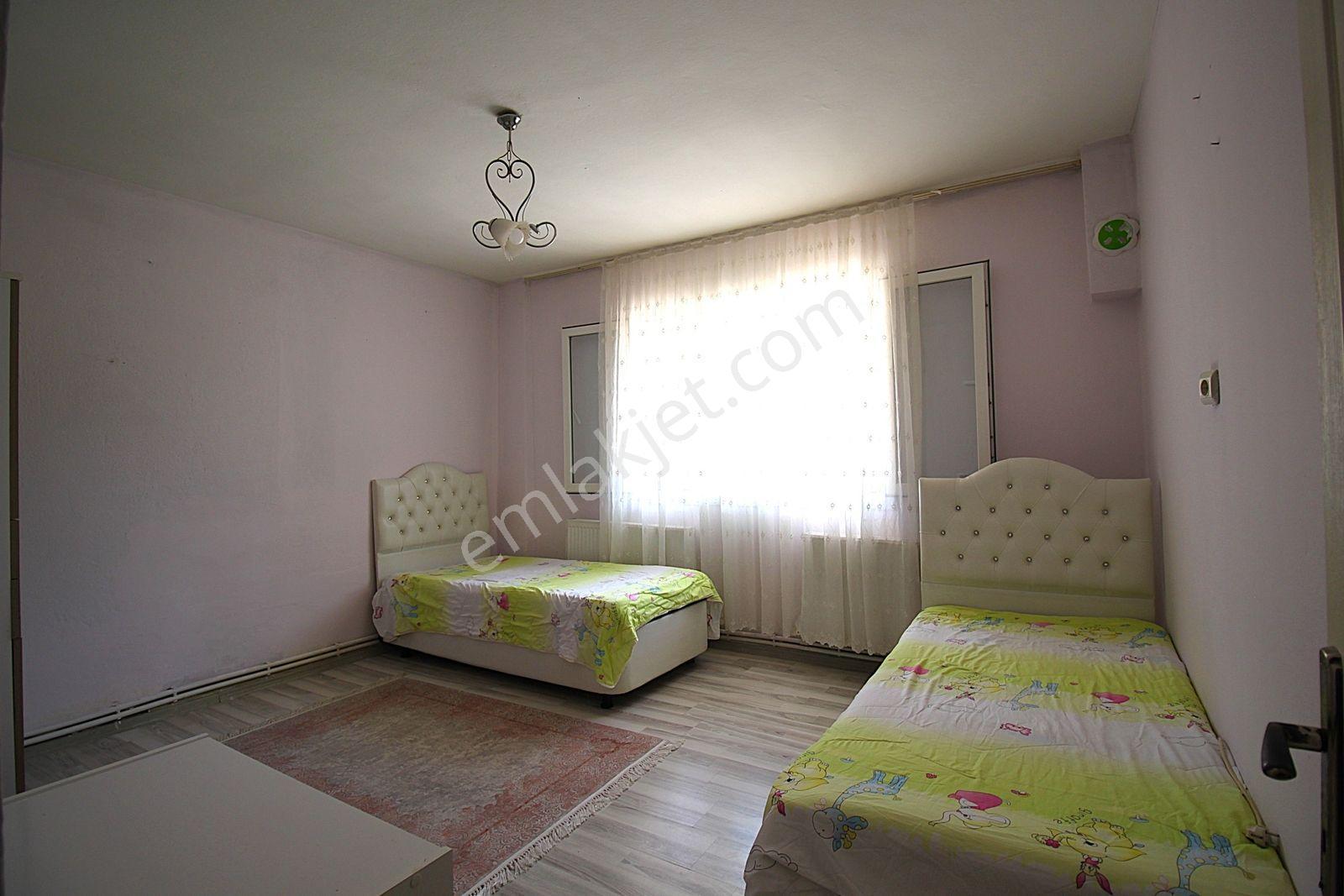 Çığlı Uğur Mumcuda Full Eşyalı Geniş 2+1 Kıralık Daıre - Görsel 22