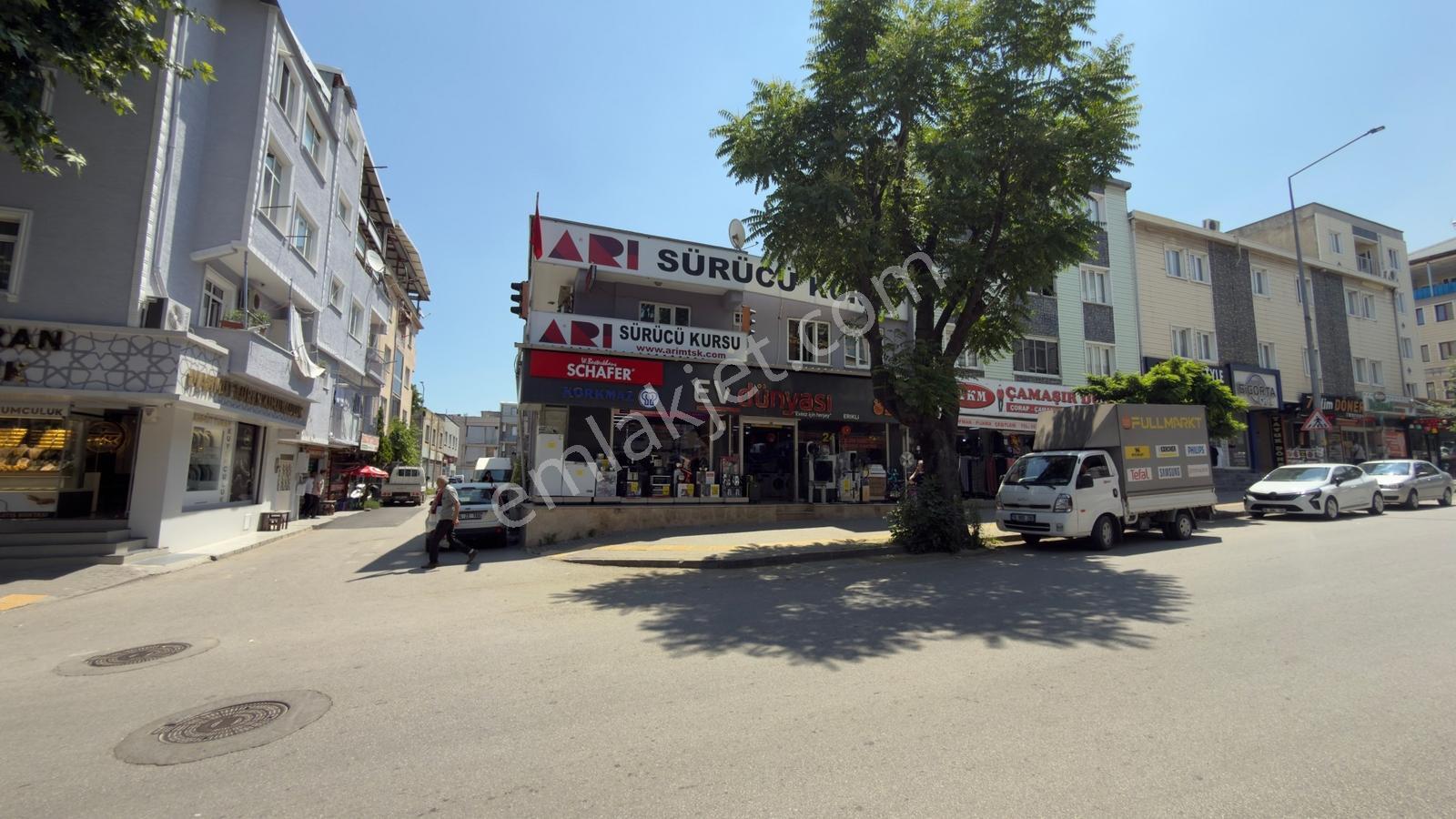 Expert'ten Erikli Caddesi Üzerinde Satılık Komple Bina
