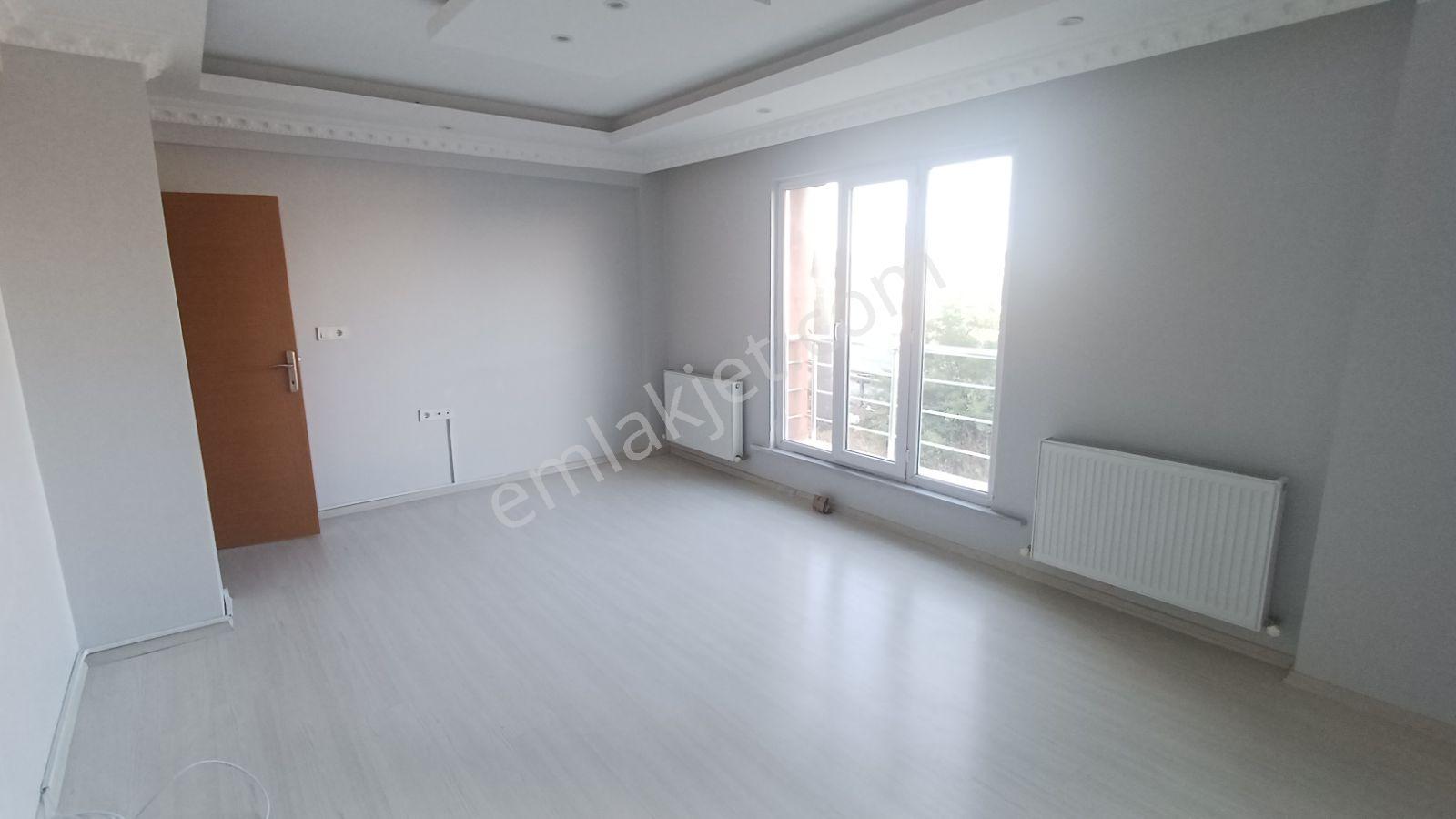 Çerkezköy'de Kiralık 3+1 Daire - Görsel 3