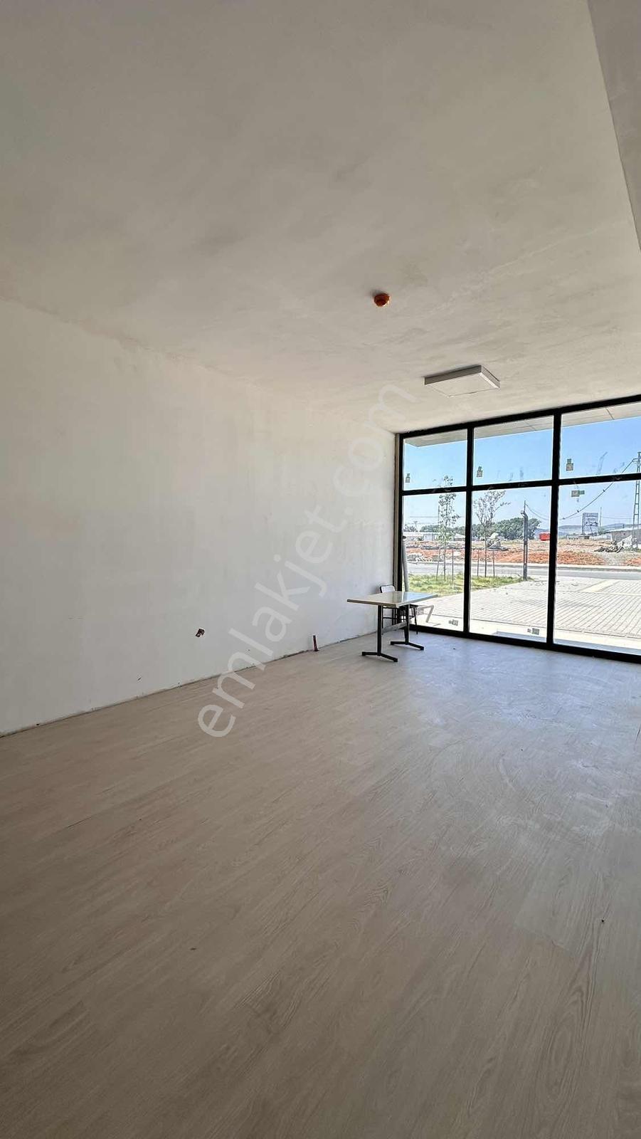 Şehir Hastahanesine Komşu Metroya Yakın 136m² Kiralık Dükkan - Görsel 12