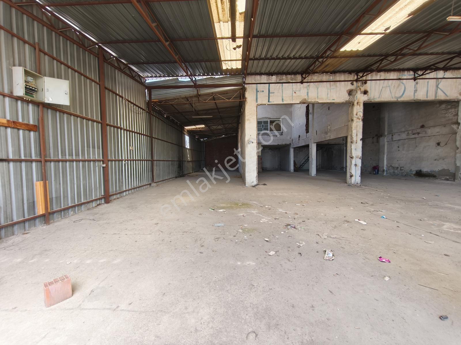 Fethiye Sanayi'de 377 M2 Kiralık Köşe İşyeri - Görsel 4