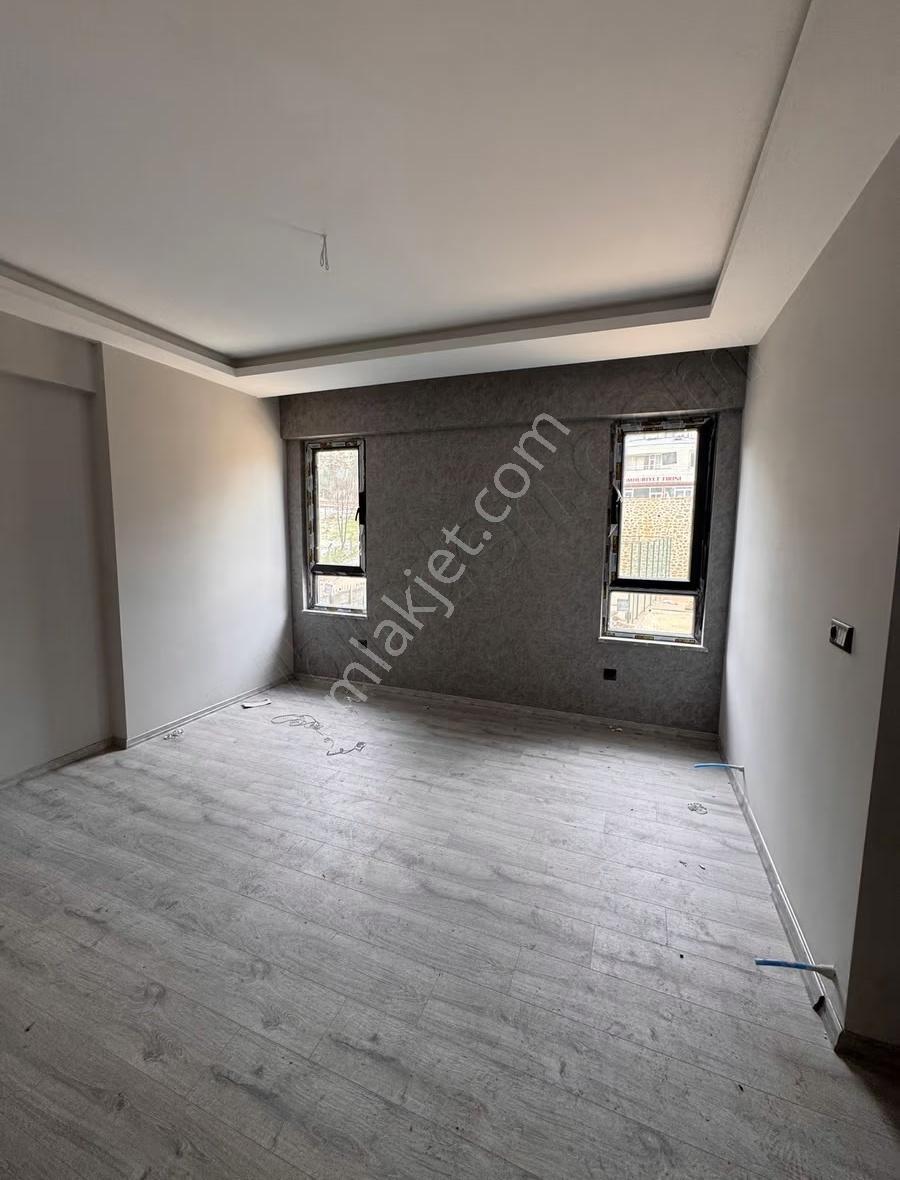 Cumhuriyet Mahallesi'nde 3 Cepheli, 150m² 3+1 Satılık Daire - Görsel 21
