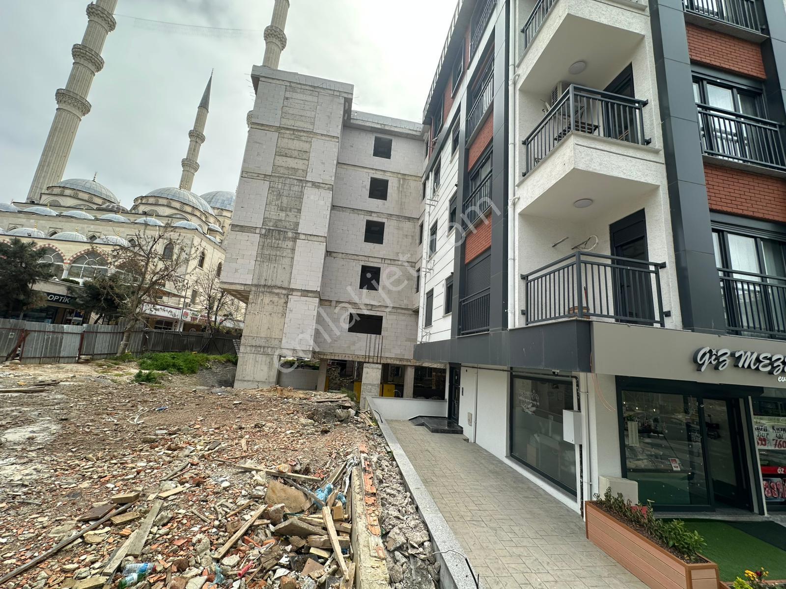 Mertcan Dan Maltepe Çarşı İçinde Fırsat Köşe Başı Arsa - Görsel 8