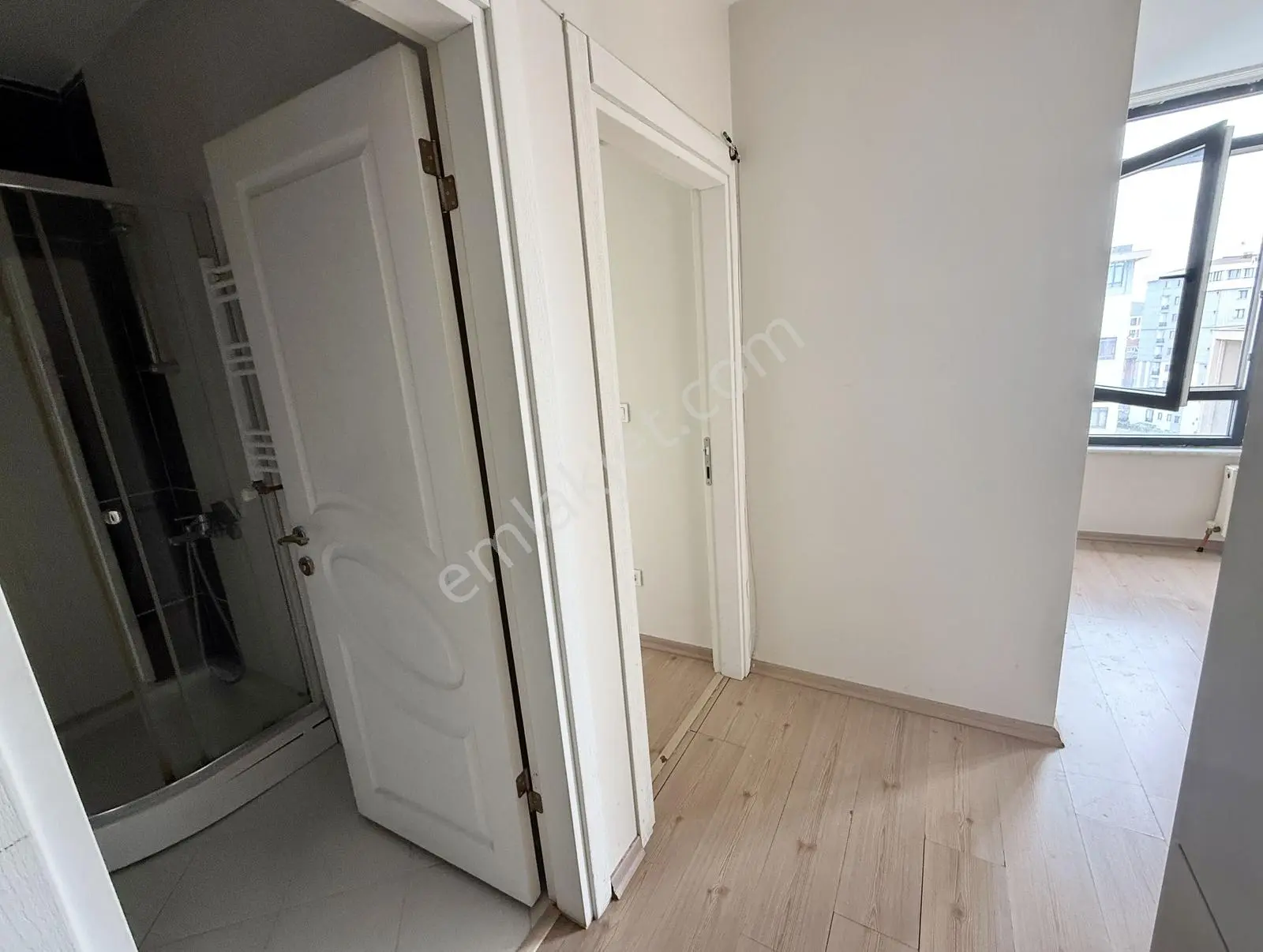 Kiralık 1+1 Daire - Kurtköy City Life Sitesi - Ebeveyn Banyolu - Görsel 4
