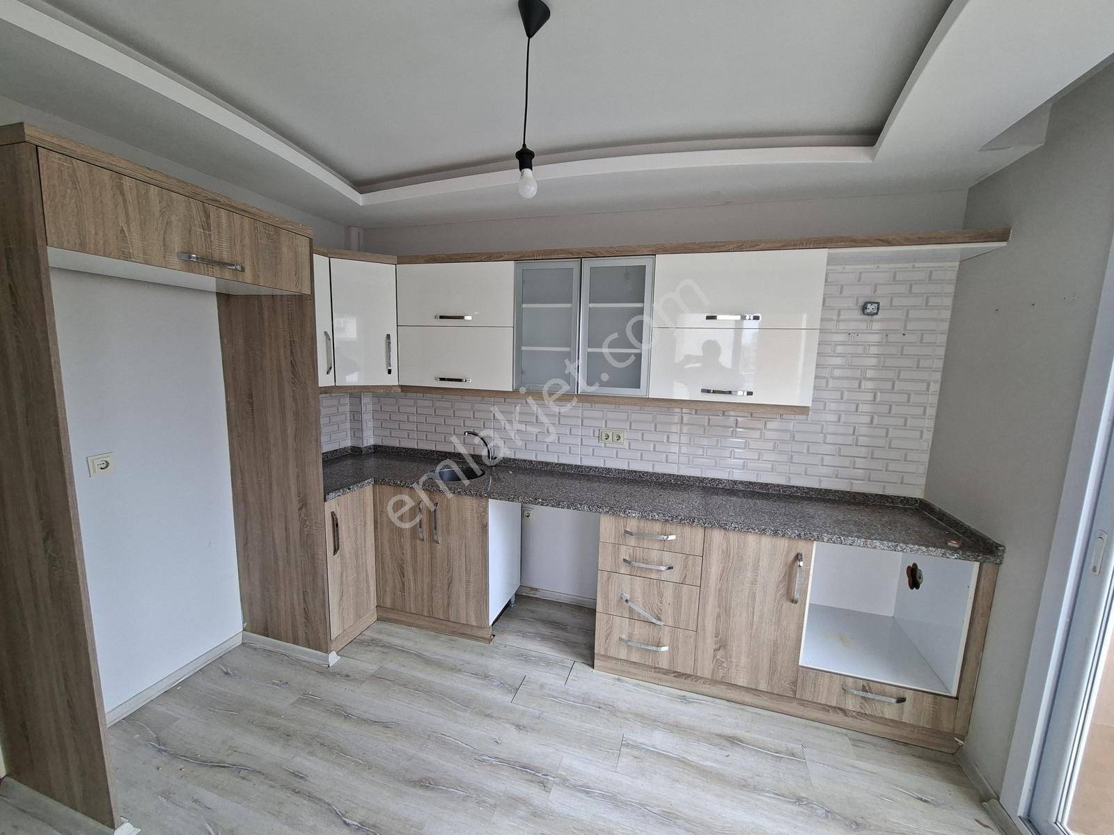 3+1 Kapalı Mutfak Geniş Balkonlu Kiralık Daire - Görsel 17