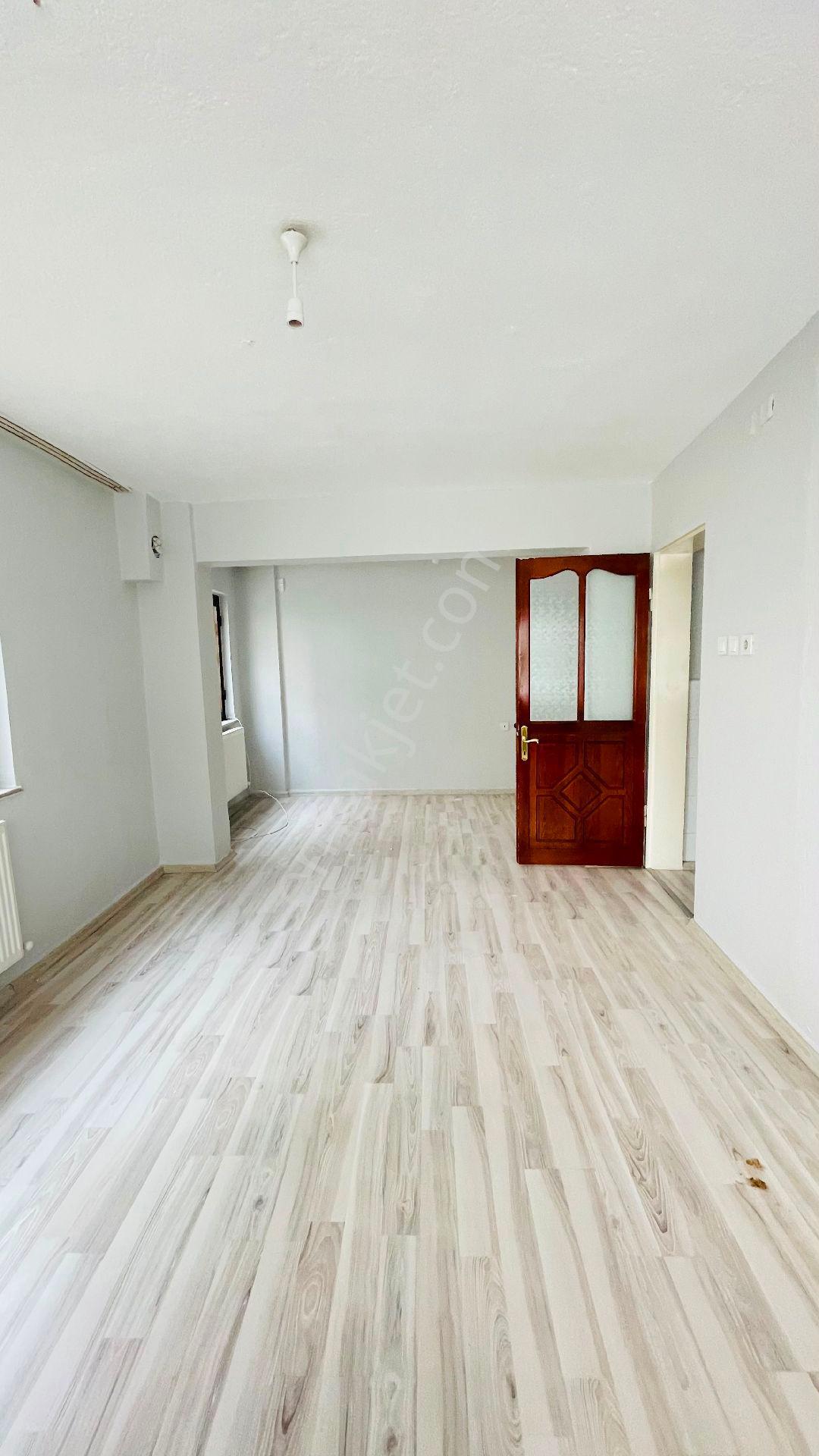 Keçiliköy De Kiralık Zemin Daire - Görsel 16
