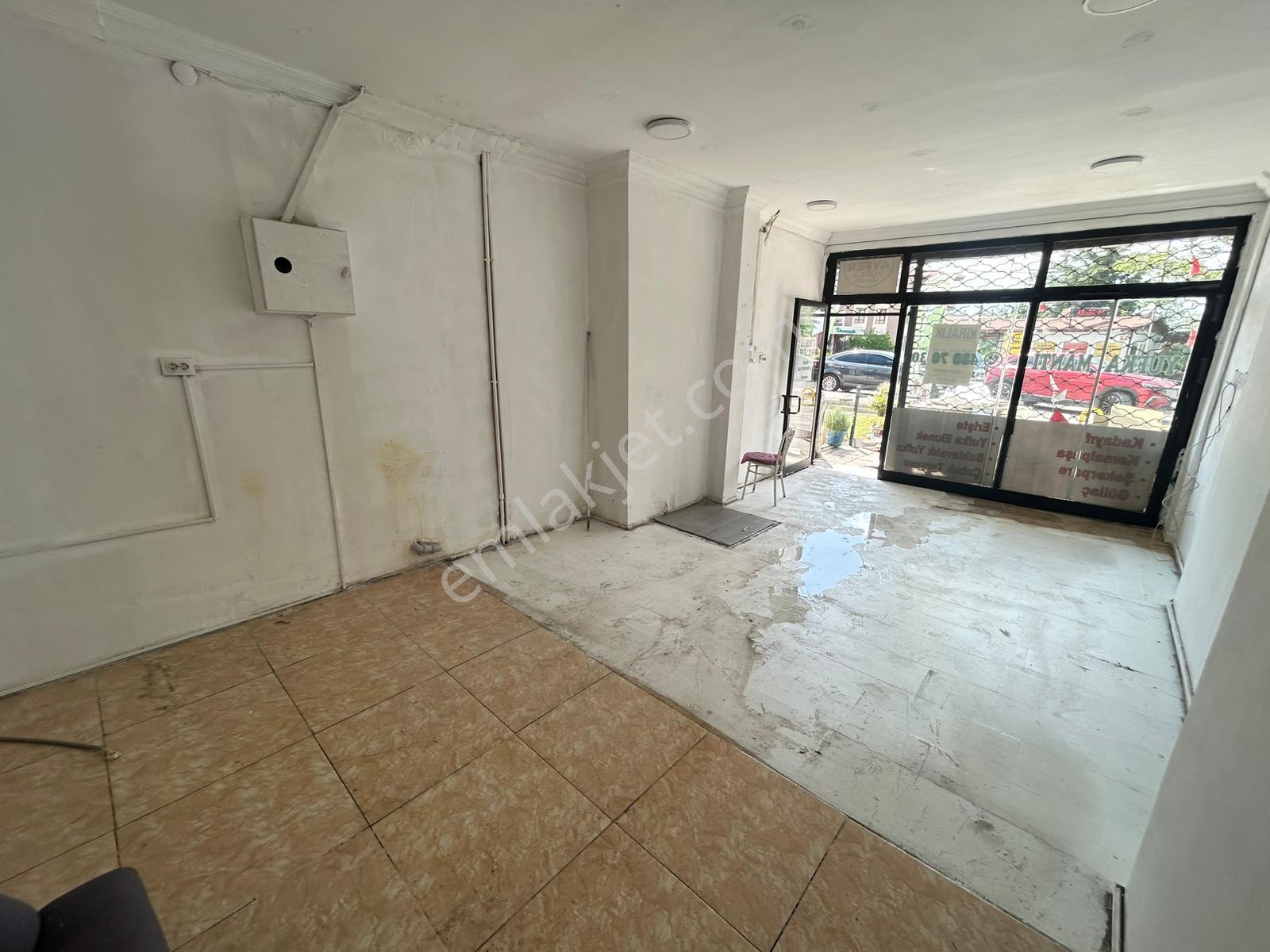 Taner'den Sokullu Caddesinde 42m2 Depolu Okul Yakını Dükkan - Görsel 14